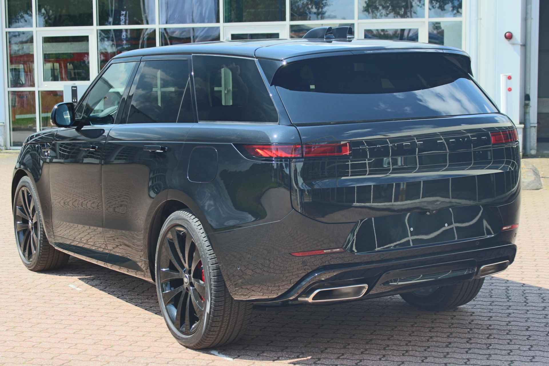 Land Rover Range Rover Sport P460e Dynamic HSE PHEV Direct uit voorraad leverbaar - 7/31