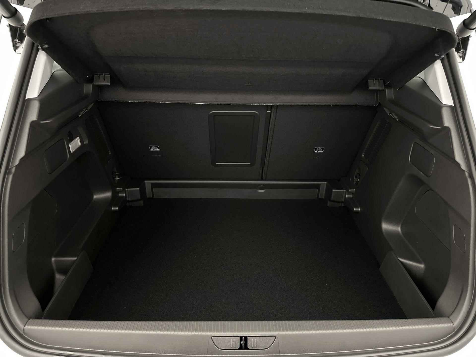 Opel Grandland SUV GS Advanced 130 pk | Navigatie | Rondomzicht Camera | Voorstoelen Verwarmd | Alcantara Bekleding | Keyless Entry/Start | Elektrische Achterklep met Sensor | Dodehoek Detectie | Matrix LED Koplampen | 19" Lichtmetalen Velgen | Apple Carplay/Android Auto | - 15/34