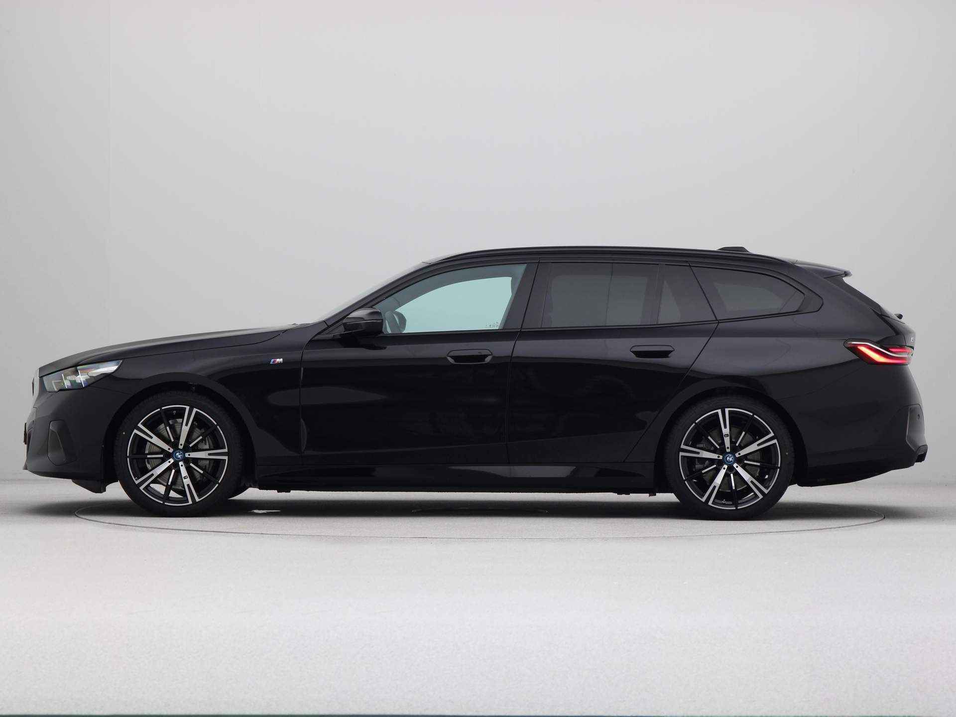 BMW i5 Touring eDrive40 M Sport Edition - 12/27