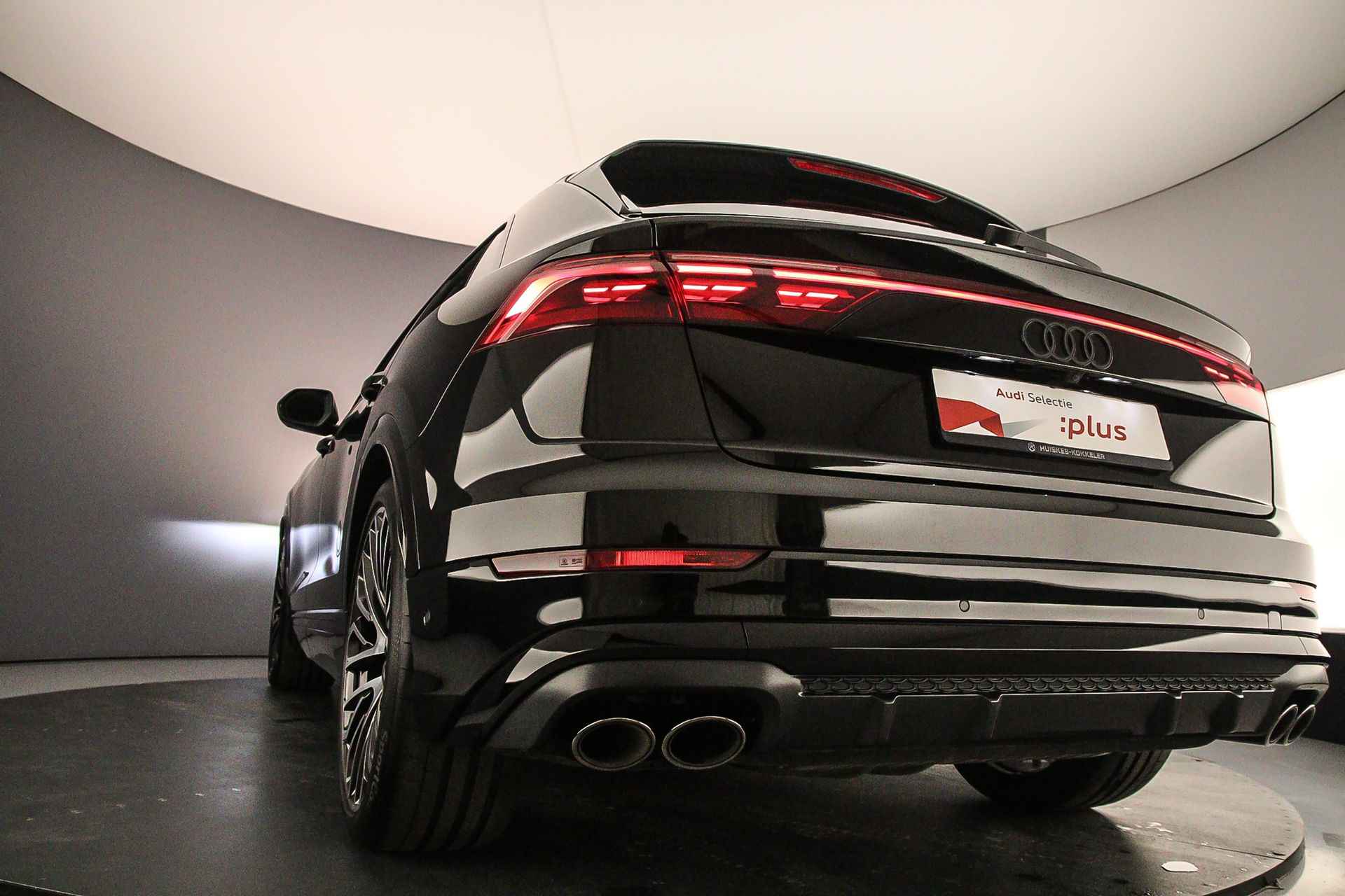 Audi SQ8 4.0 TFSI Quattro 507pk | Advanced Onderstel | Head Up | B&O | OLED | 23 inch | Sportdiff | Standkachel | Alcantara Hemel | Leder | S-Stoelen | Stoelventilatie/Massage | Carbon | - 53/61