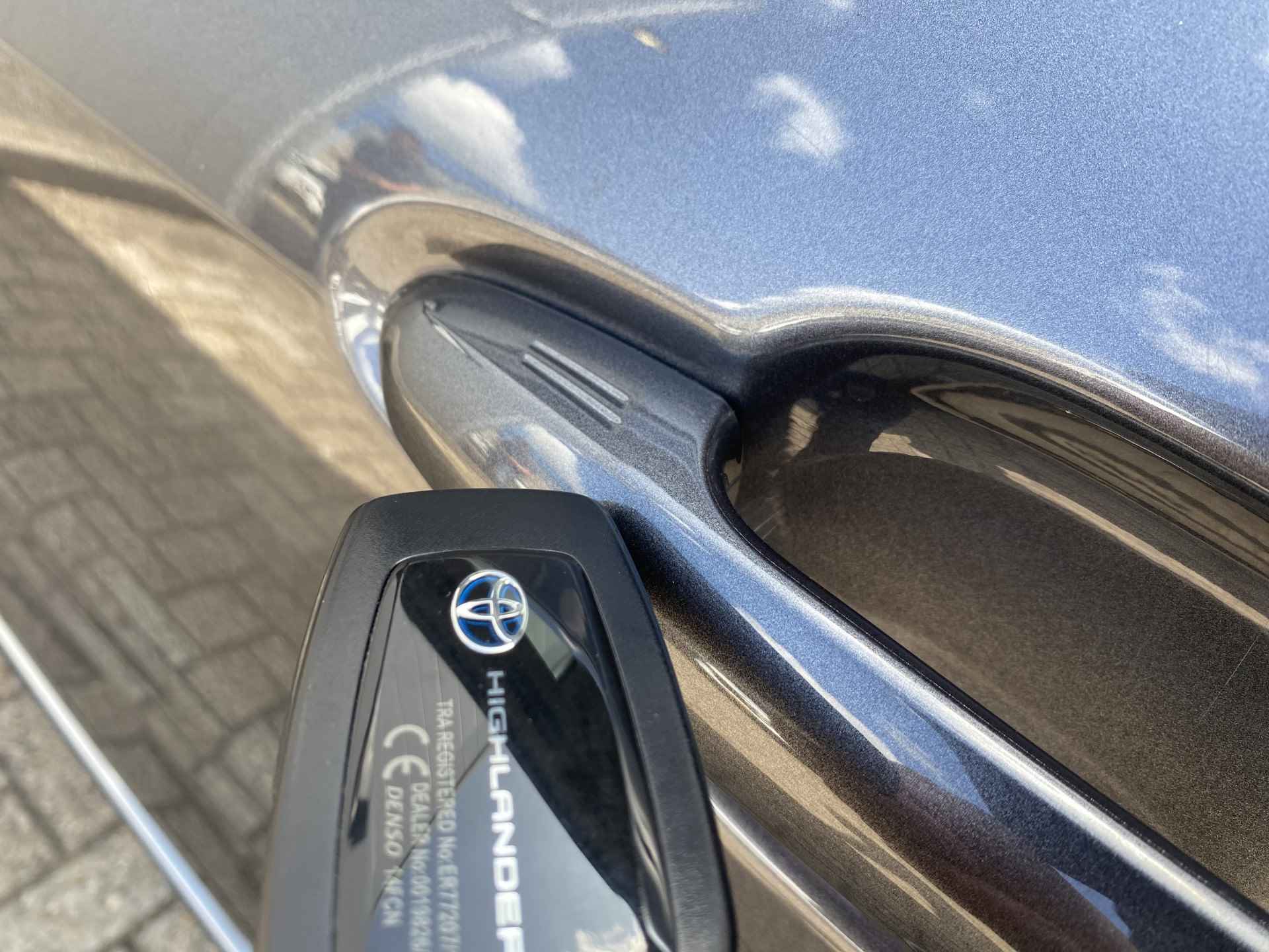 Toyota highlander 2.5 AWD Hybrid Premium Panoramadak HUD Treeplanken Memory Seat Full Option! - 46/46