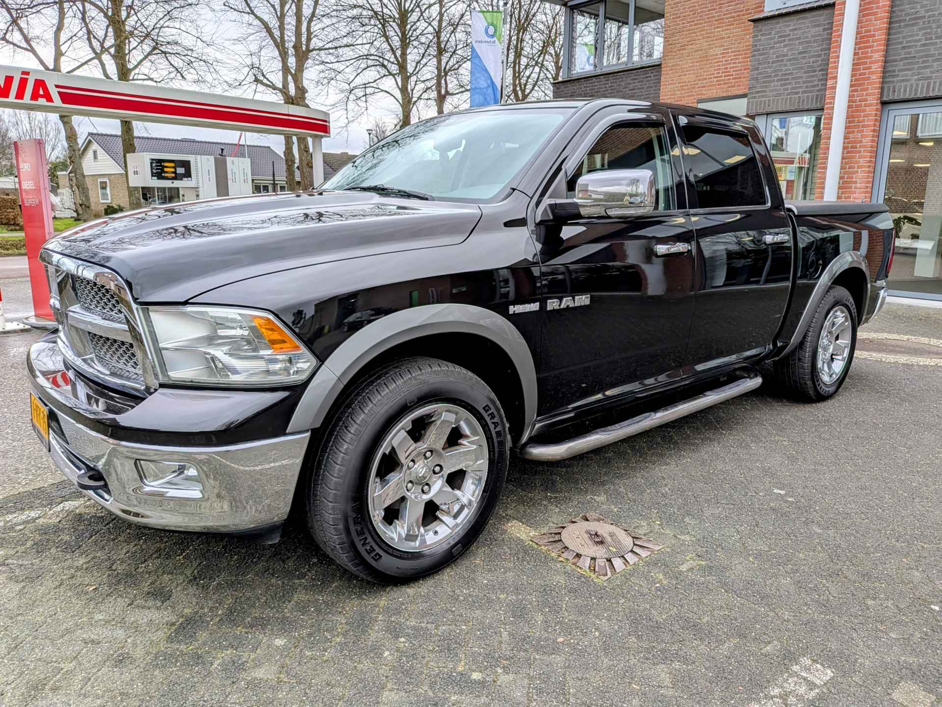 Dodge Ram 1500 5.7 v8 4x4 Cab 6'4 lpg,trekhaak. - 8/27