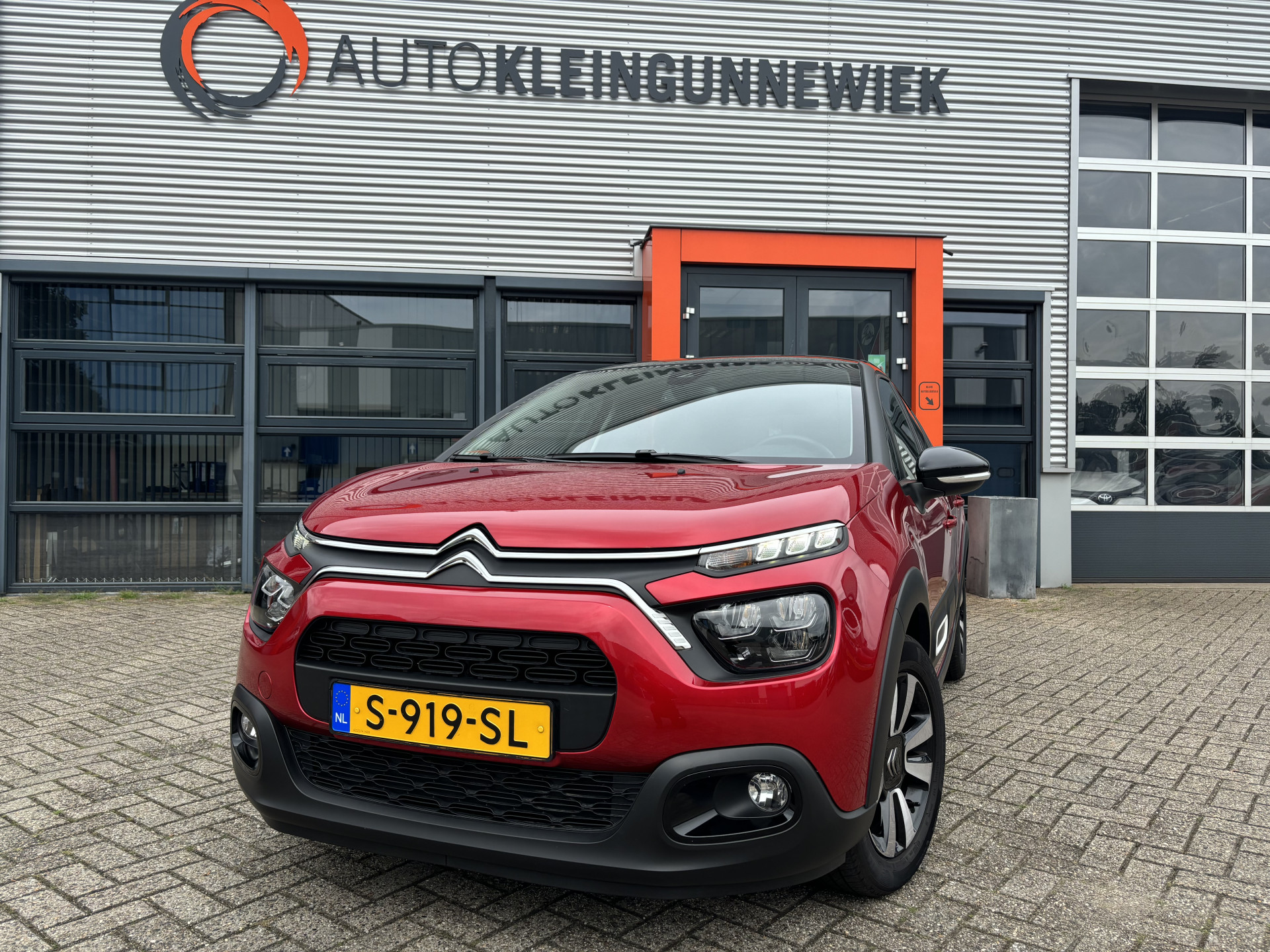 Citroën C3 1.2 PureTech Feel Edition NL-Auto 1e eigenaar Pack Ambiance / / Apple/Android Carplay / Navi / Parkeersensoren / Cruise Control