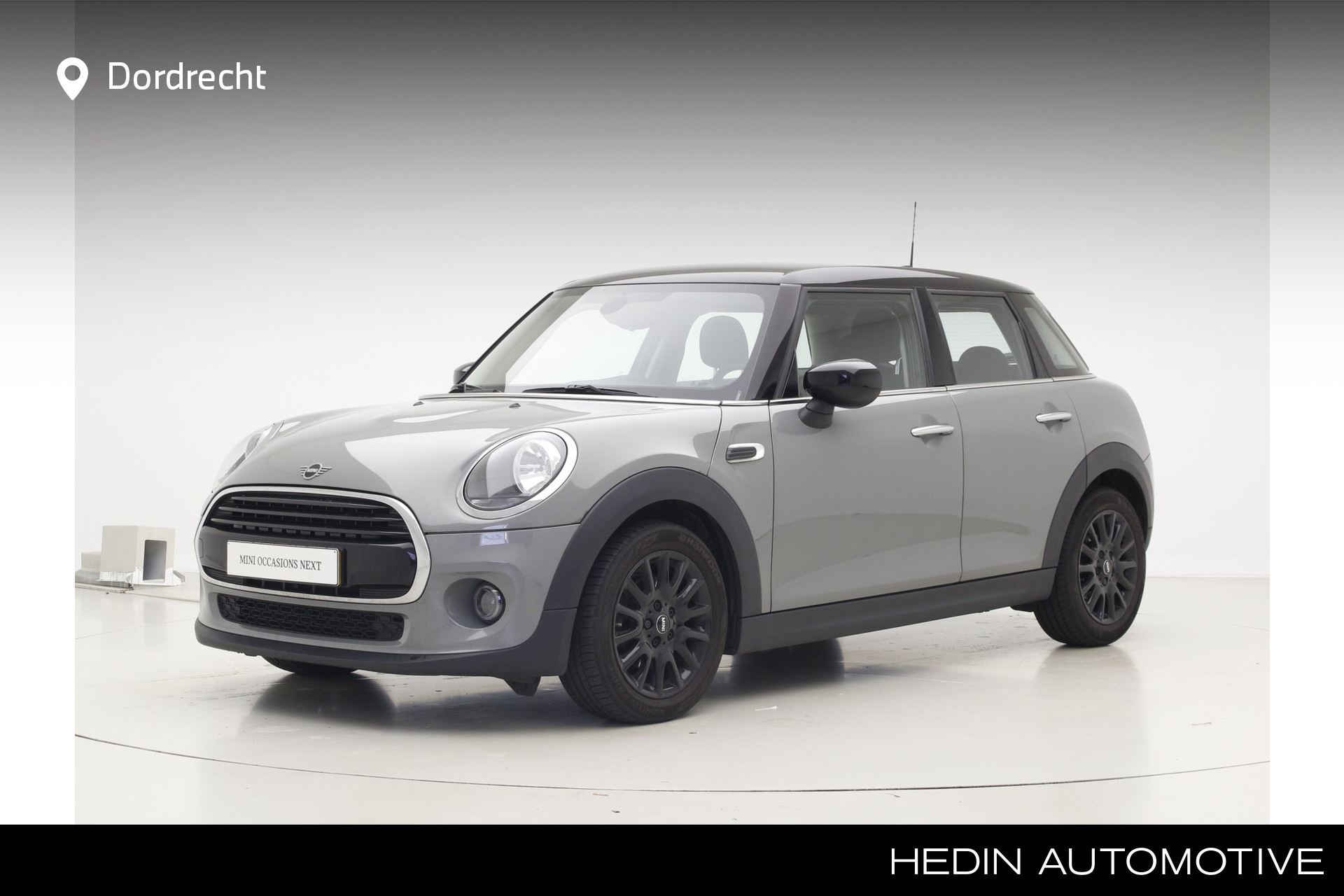 MINI 5-deurs Cooper | Navigatie | Airco |