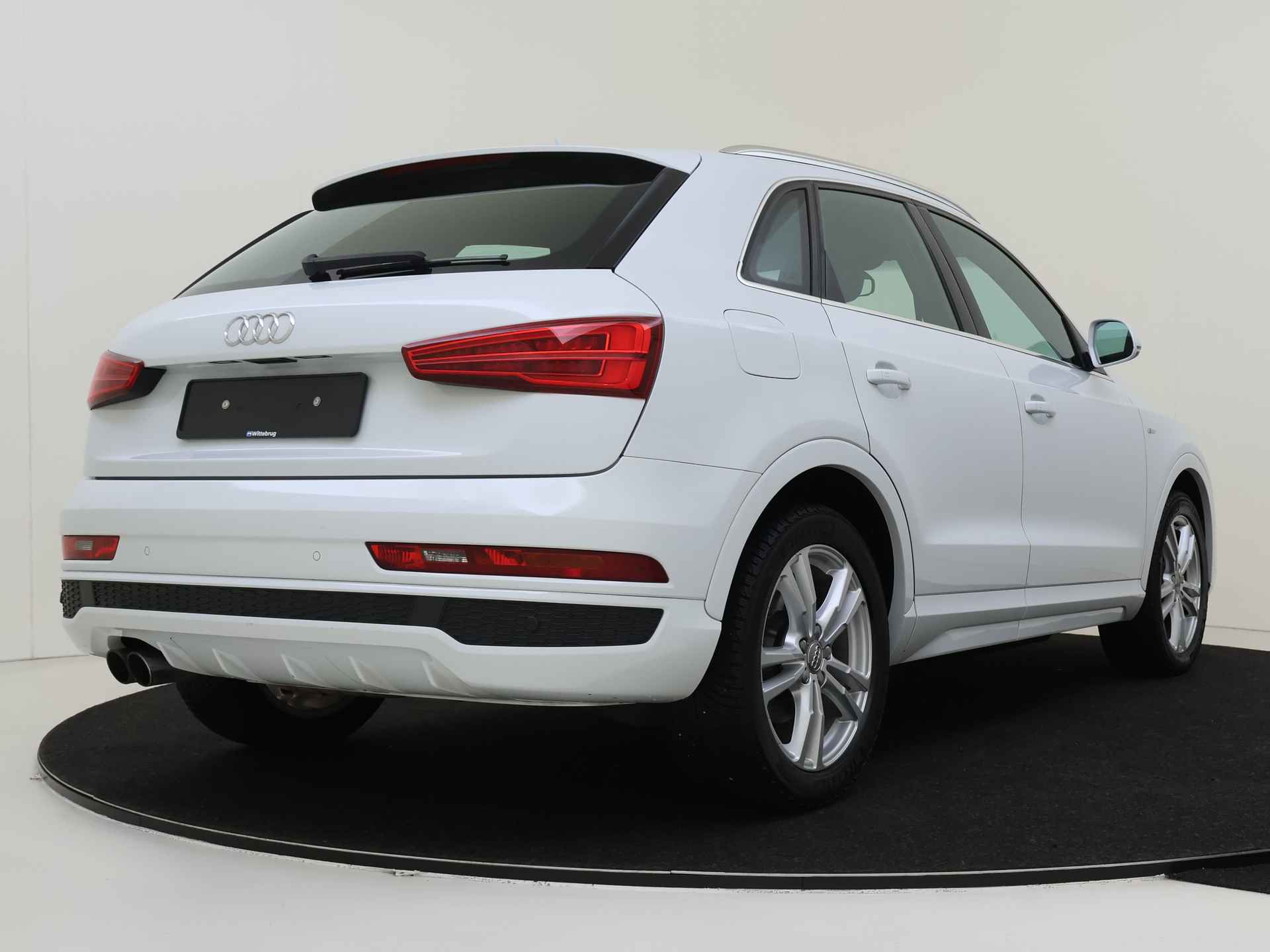 Audi Q3 1.4 TFSI CoD Sport Advance Sport 150 pk Automaat | Navigatie | Sportstoelen | S-Line - 11/32