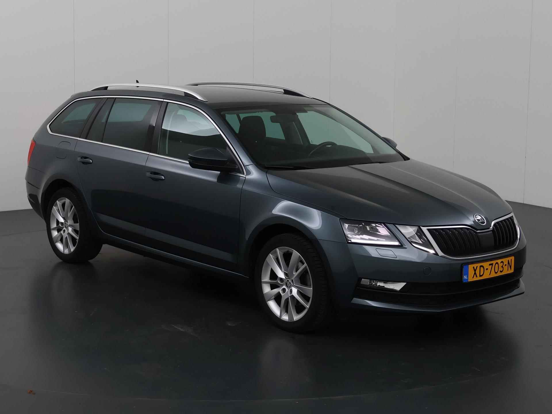 Skoda Octavia Combi 1.4 TSI Greentech Ambition Business | Trekhaak| Navigatie | Parkeersensoren | Stoelverwarming | Cruise Control | - 24/39