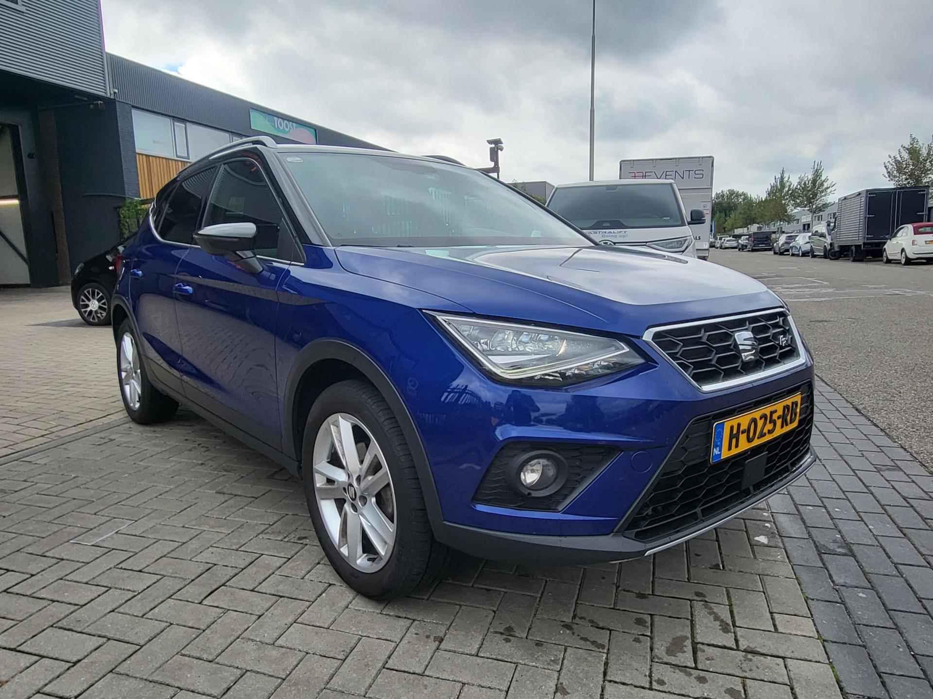 SEAT Arona 1.0 TSI Xcellence Business Intense FR Uitvoering - 25/26