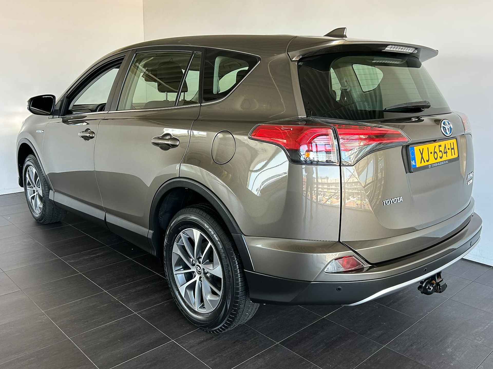 Toyota RAV4 2.5 VVT-i Hybrid 197pk 2WD Aut Dynamic - 3/29