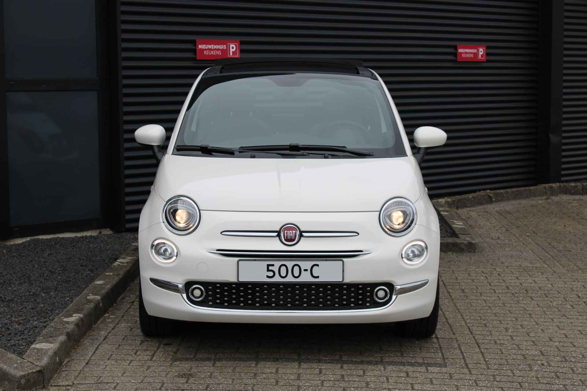 Fiat 500C 1.0 Hybrid Dolcevita Cabrio / Open dak / Cruise Control / Airco / Carplay / DAB / 15'' LMV / '' vraag een vrijblijvende offerte aan '' - 11/23