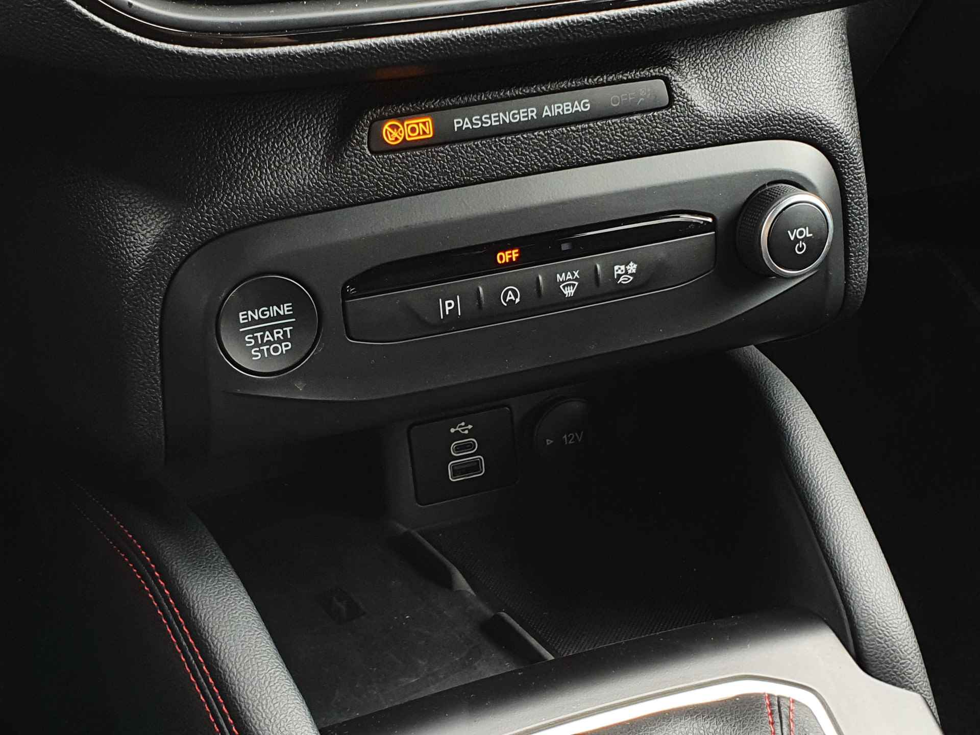 Ford Focus 1.0 Hybrid ST Line X | Cruise Control | Apple Carplay | 18 inch! | Stoelverwarming/Stuurverwarming | - 28/36