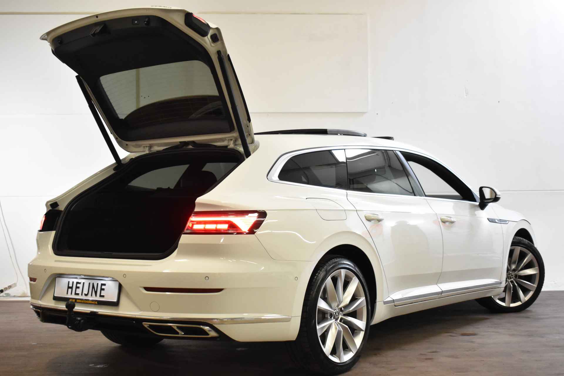 Volkswagen Arteon Shooting Brake eHybrid 218PK DSG R-LINE SPORT BUSINESS + LEDER/NAVI/VIRTUAL - 9/42