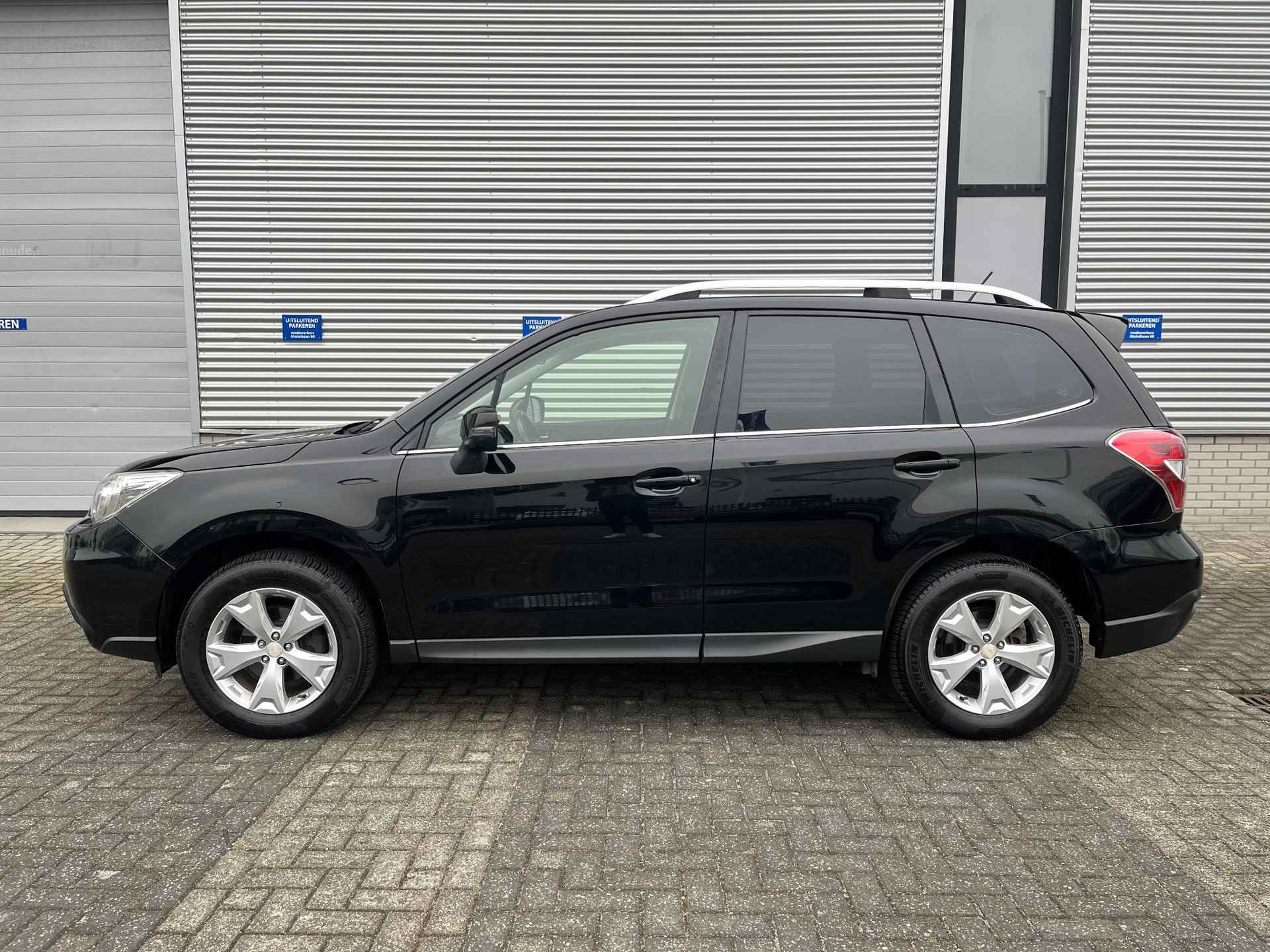 Subaru Forester 2.0 Luxury | Apple & Android auto | Achteruitrijcamera | Trekhaak - 3/35