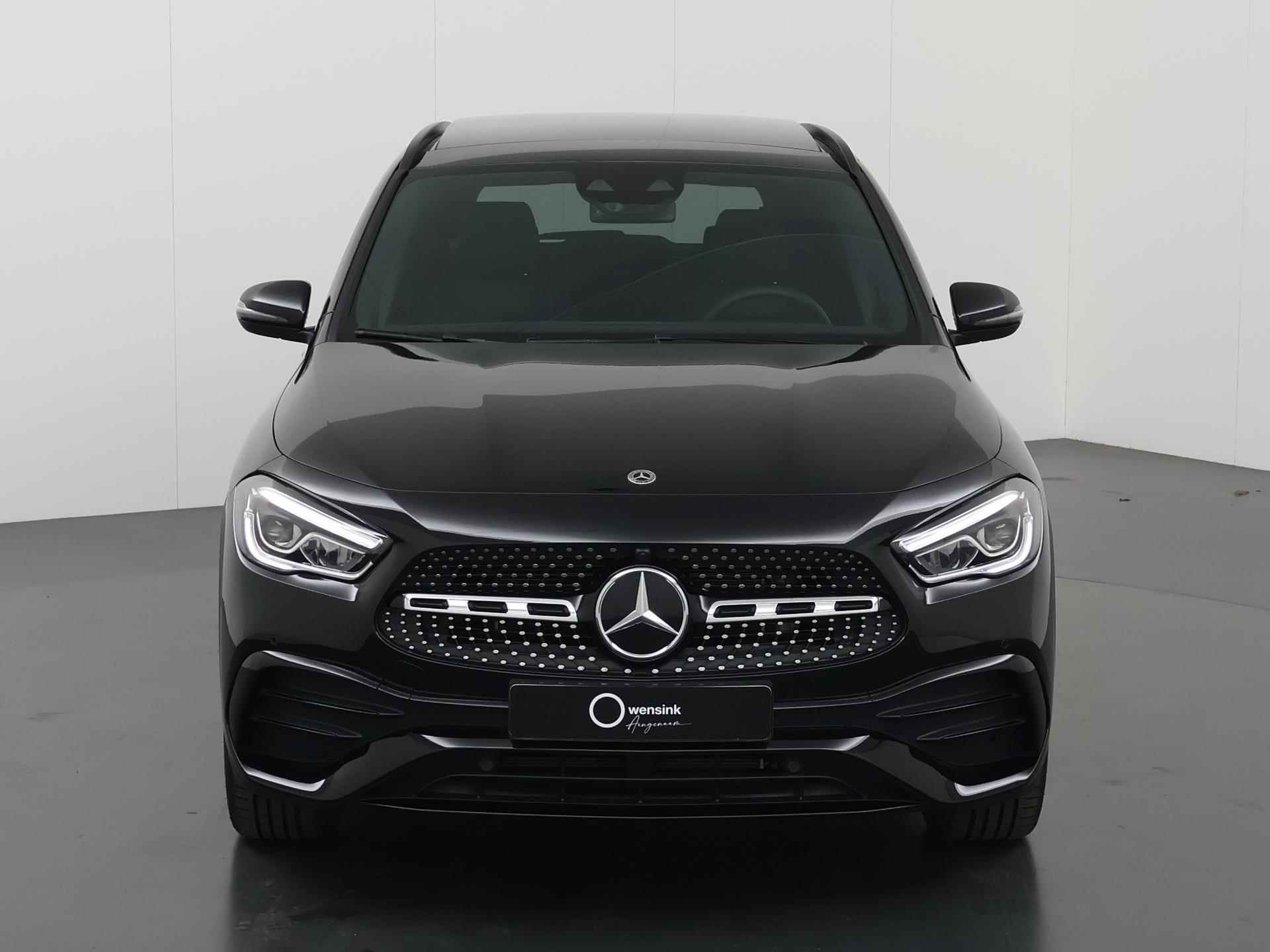 Mercedes-Benz GLA-klasse 250 e Business Solution AMG Limited | Panoramadak | Sfeerverlichting | Nightpakket incl. 20'' Velgen | Apple carplay | Achteruitrijcamera | - 4/46