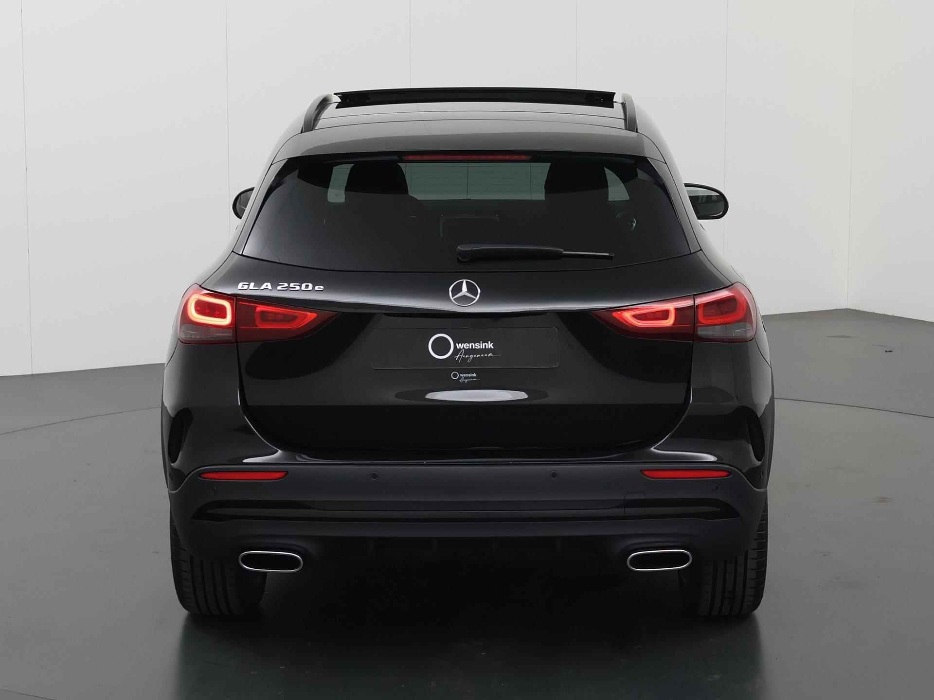 Mercedes-Benz GLA-klasse 250 e Business Solution AMG Limited | Panoramadak | Sfeerverlichting | Nightpakket incl. 20'' Velgen | Apple carplay | Achteruitrijcamera | - 5/46