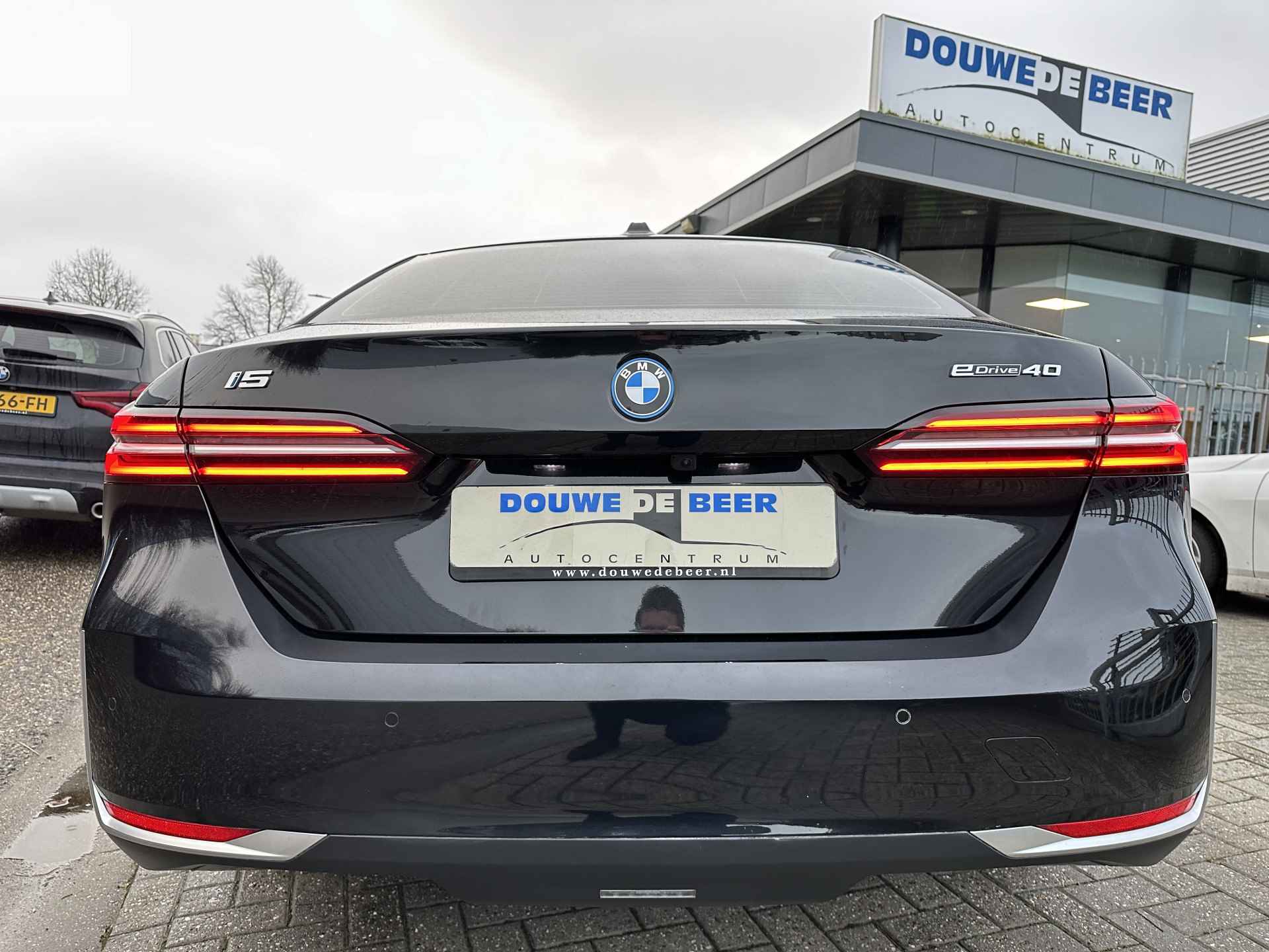 BMW i5 eDrive40 84 kWh Sport Line Driving Assistant Plus | Camera | Leer | Stoelverw. - 6/31