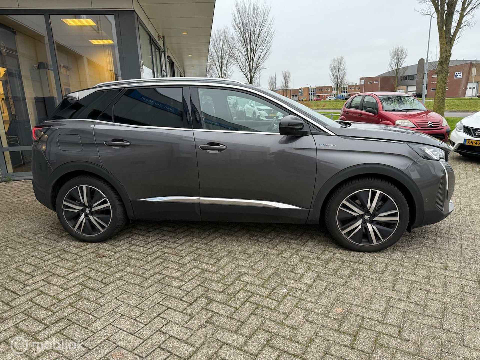 PEUGEOT 3008 HYBRID4 300 PK 4 WD FOCAL FULL OPTIONS RIJKLAAR PRIJS - 4/33