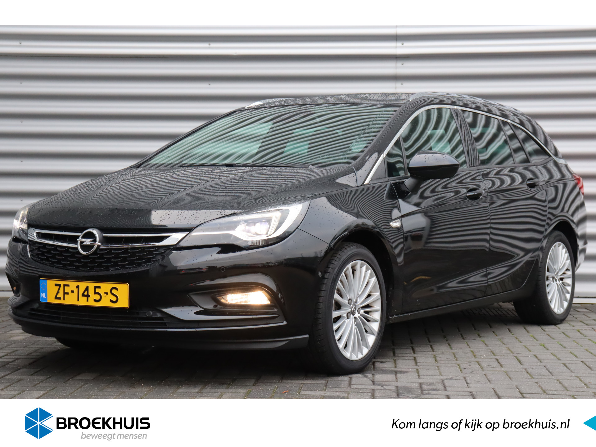 Opel Astra SPORTS TOURER 1.4 TURBO 150PK INNOVATION+ / NAVI / LEDER / CLIMA / FULL-LED / PDC / 17" LMV / CAMERA / KEYLESS / TREKHAAK / 1400