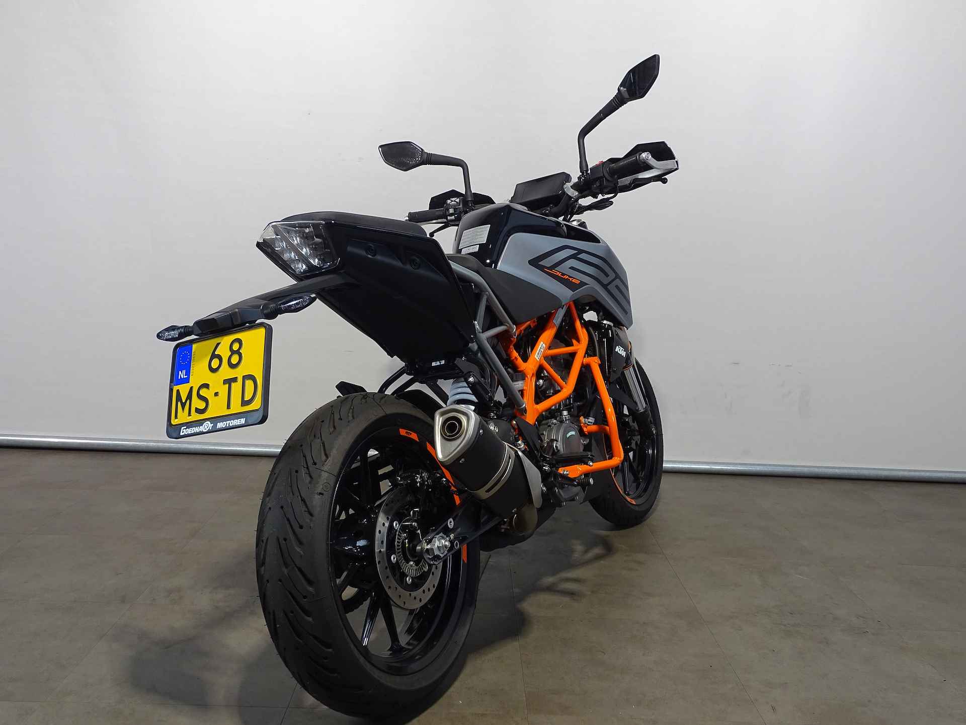 KTM 125 DUKE - 9/9