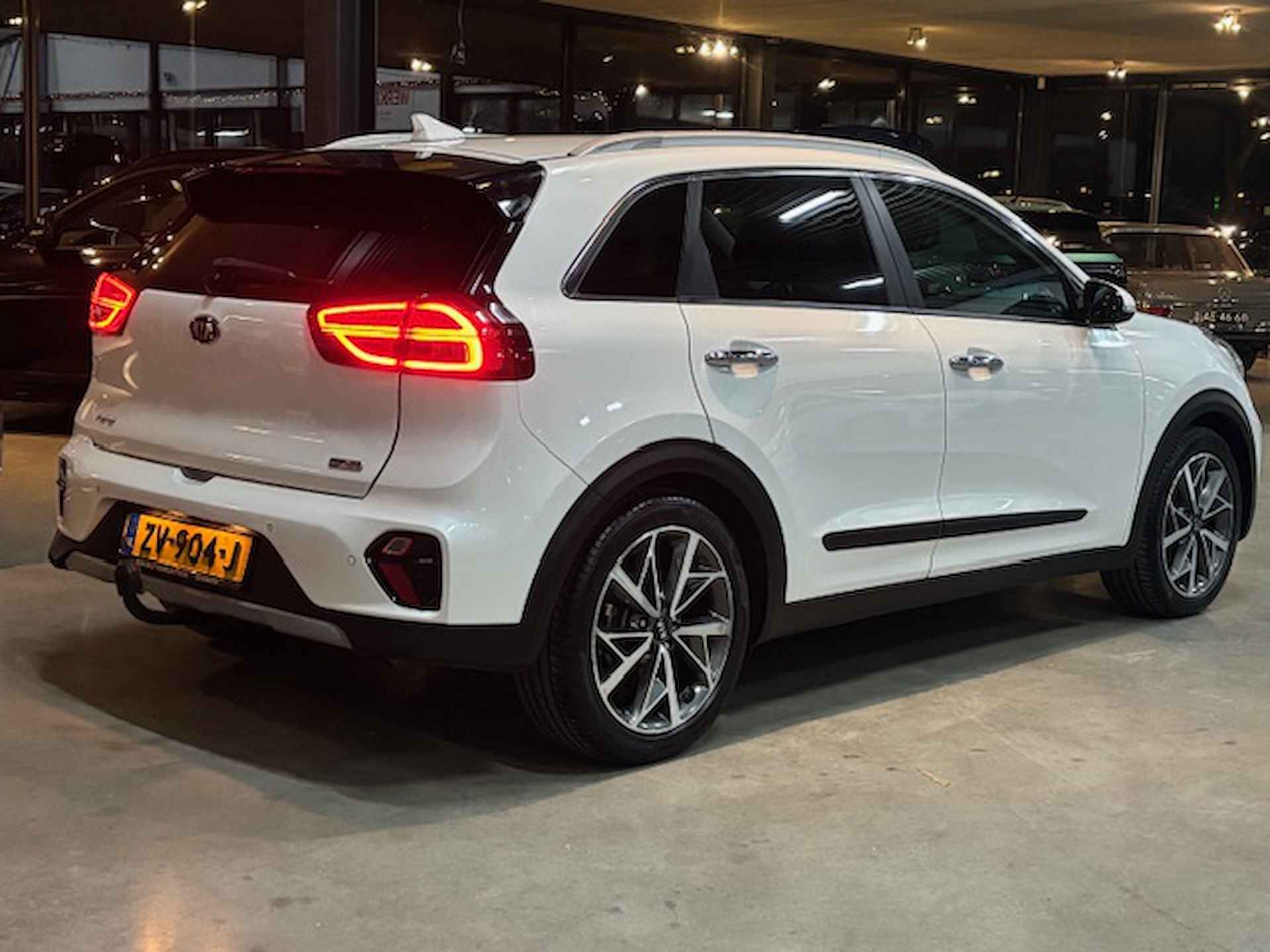 Kia Niro 1.6 GDi Hybrid 141pk DCT6 ExecutiveLine - 4/44