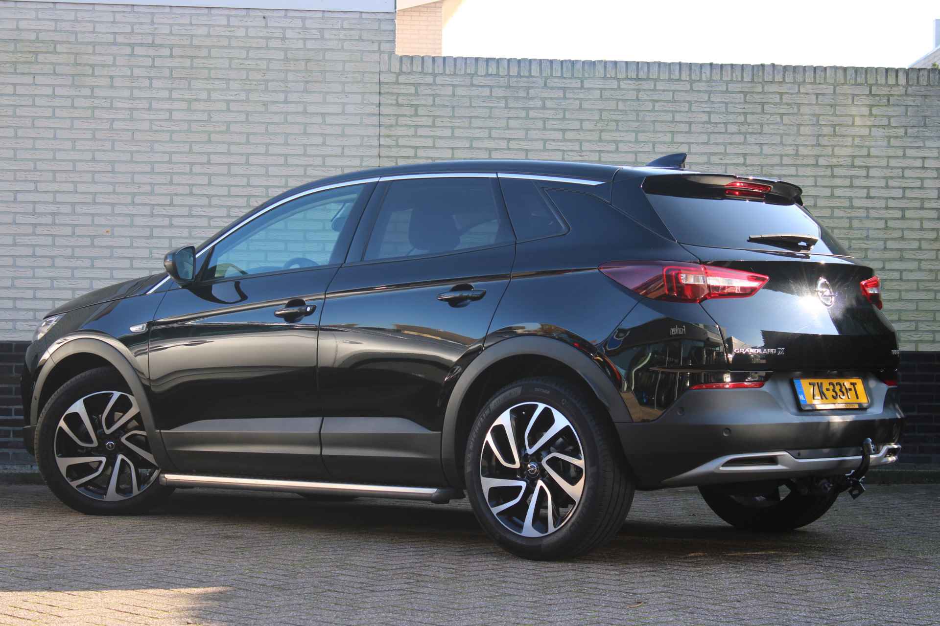 Opel Grandland X 1.6 Turbo Ultimate | 180PK | Trekhaak | Navigatie | Panoramadak | BLIS - 3/42