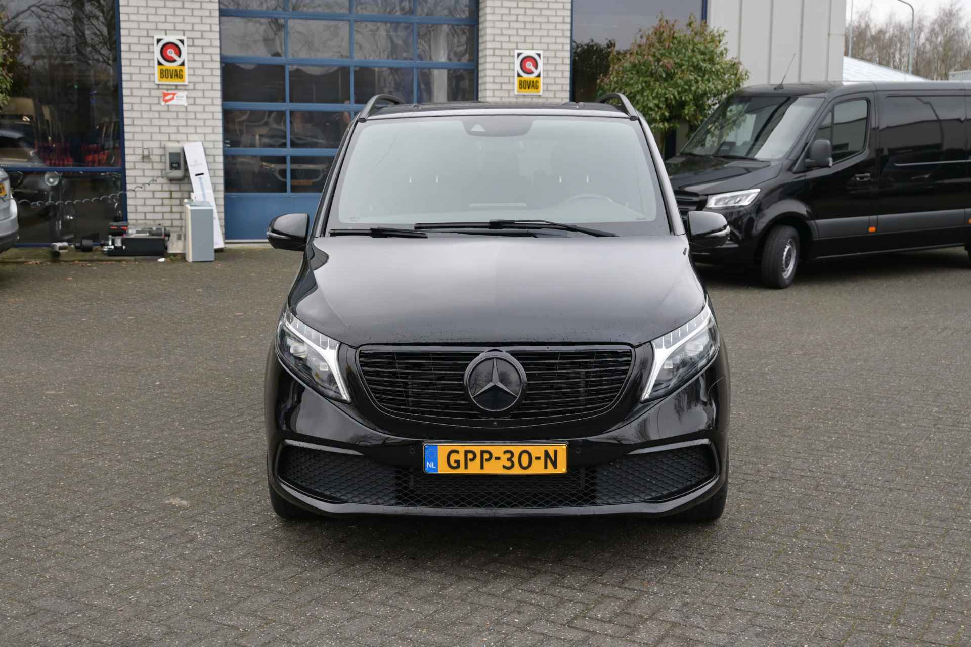 Mercedes-Benz EQV 300 L3 Avantgarde 90 kWh Incl BTW, Airmatic/Luchtvering, 8 persoons, Zwarte hemel - 3/24