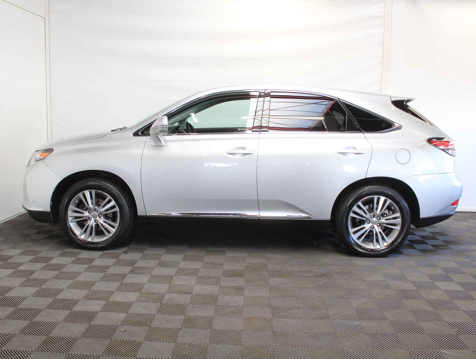 Lexus RX 450h 4WD TECH EDITION | LEDER | HEAD-UP | GLAZEN SCHUIFDAK | NAVIGATIE | NED. AUTO - 3/59