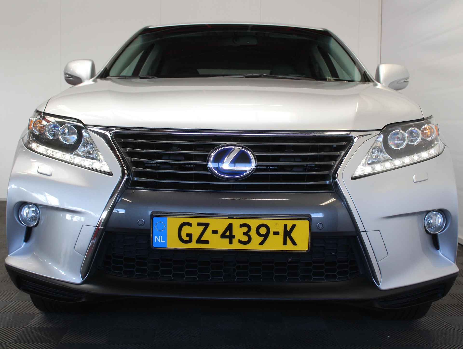 Lexus RX 450h 4WD TECH EDITION | LEDER | HEAD-UP | GLAZEN SCHUIFDAK | NAVIGATIE | NED. AUTO - 43/59