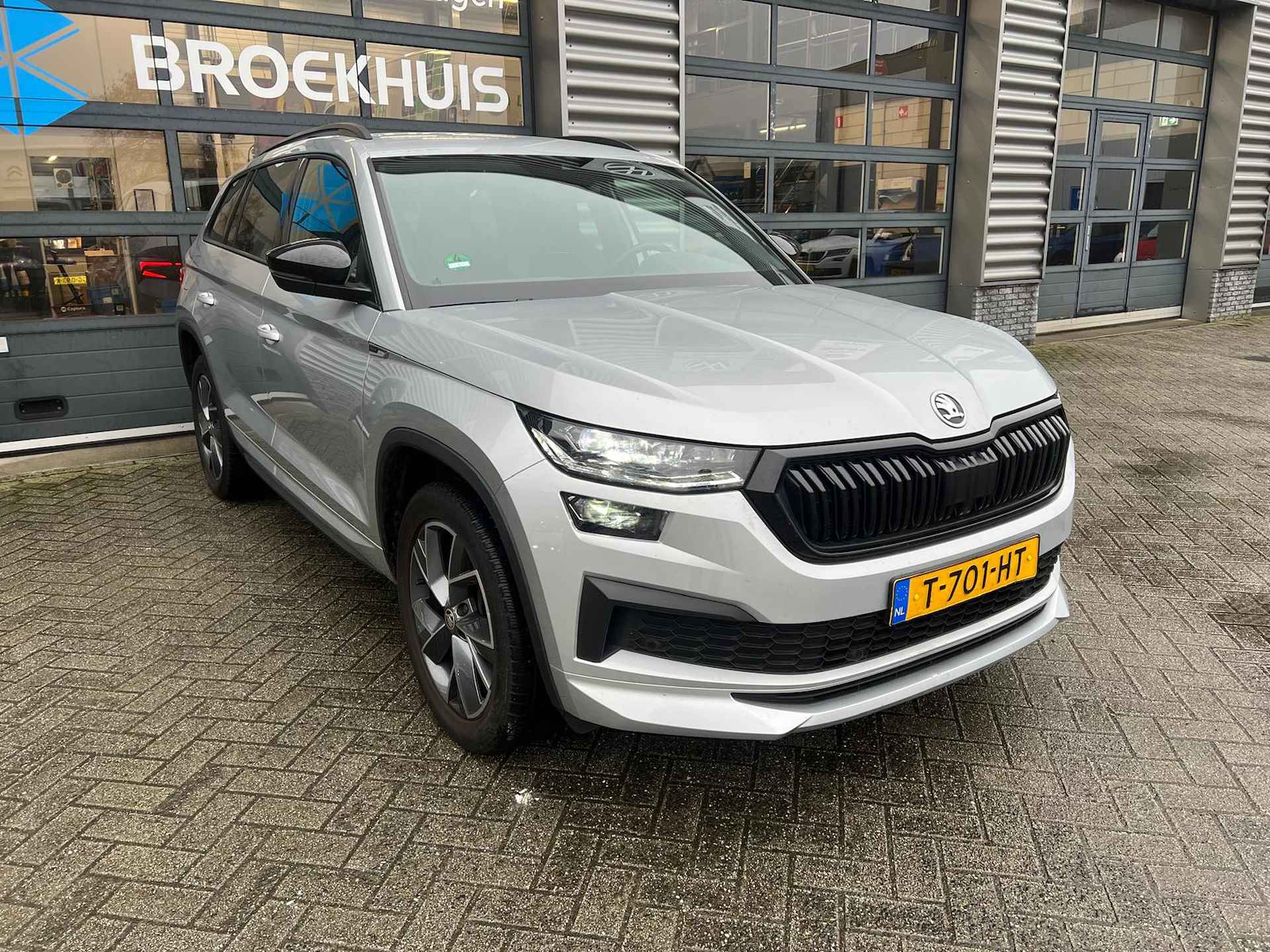 Škoda Kodiaq 1.5 TSI 150 pk Sportline Business 7pers. 7-DSG | Trekhaak wegklapbaar | Elektrisch verstelbare geheugen stoel | Cruise control a - 5/36