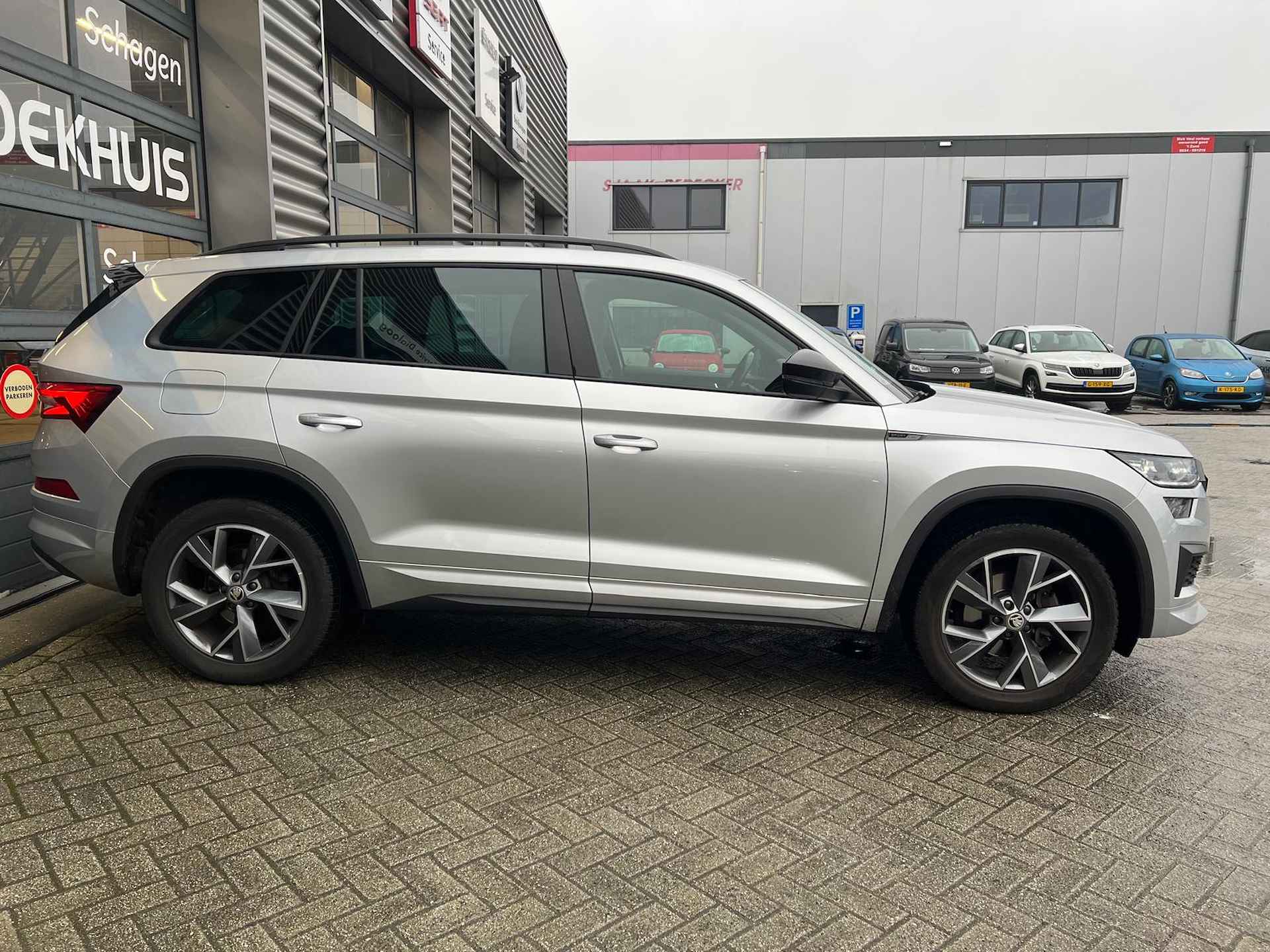 Škoda Kodiaq 1.5 TSI 150 pk Sportline Business 7pers. 7-DSG | Trekhaak wegklapbaar | Elektrisch verstelbare geheugen stoel | Cruise control a - 6/36