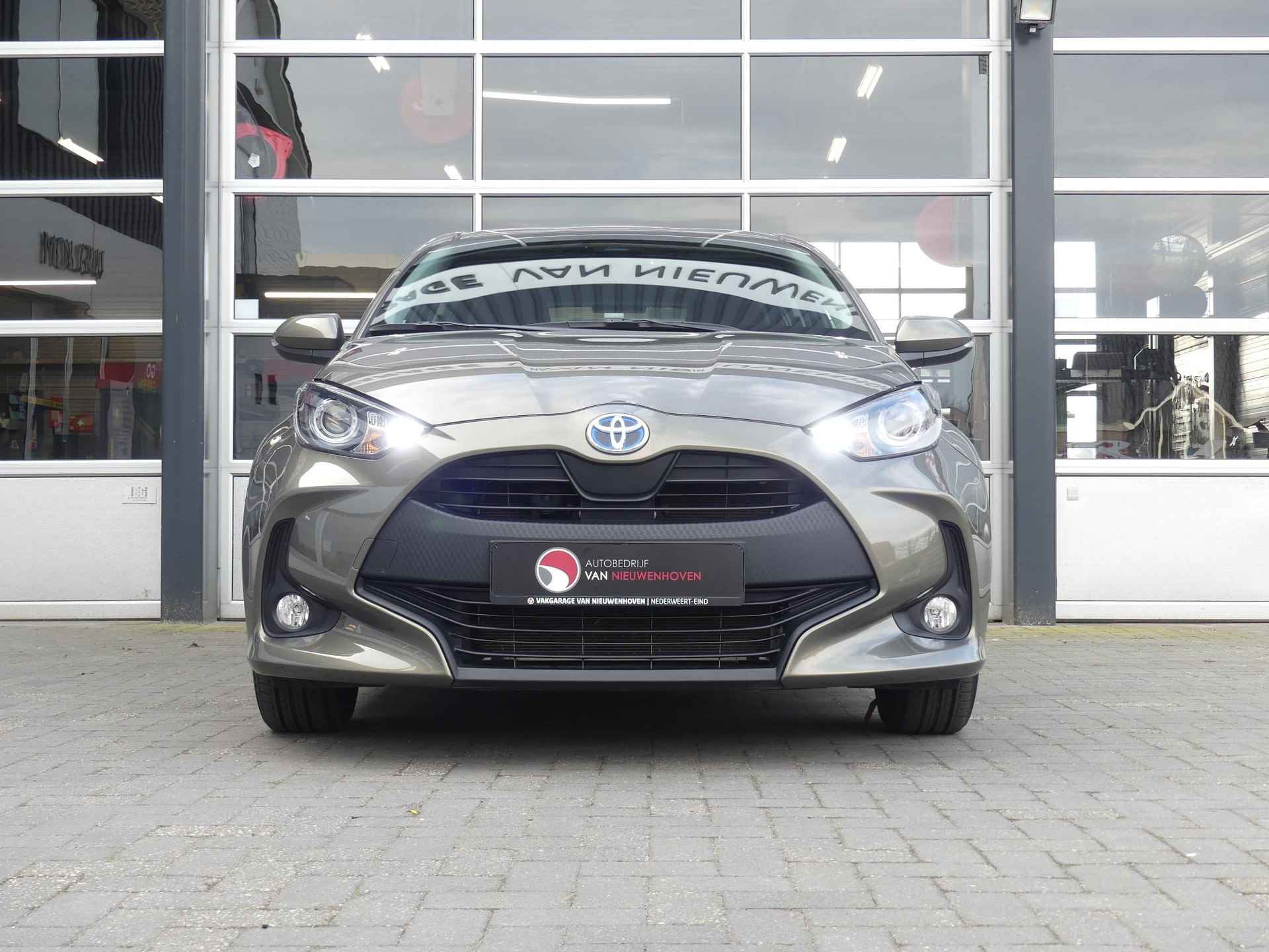 Toyota Yaris 1.5 Hybrid Active *10 jaar garantie - 4/30