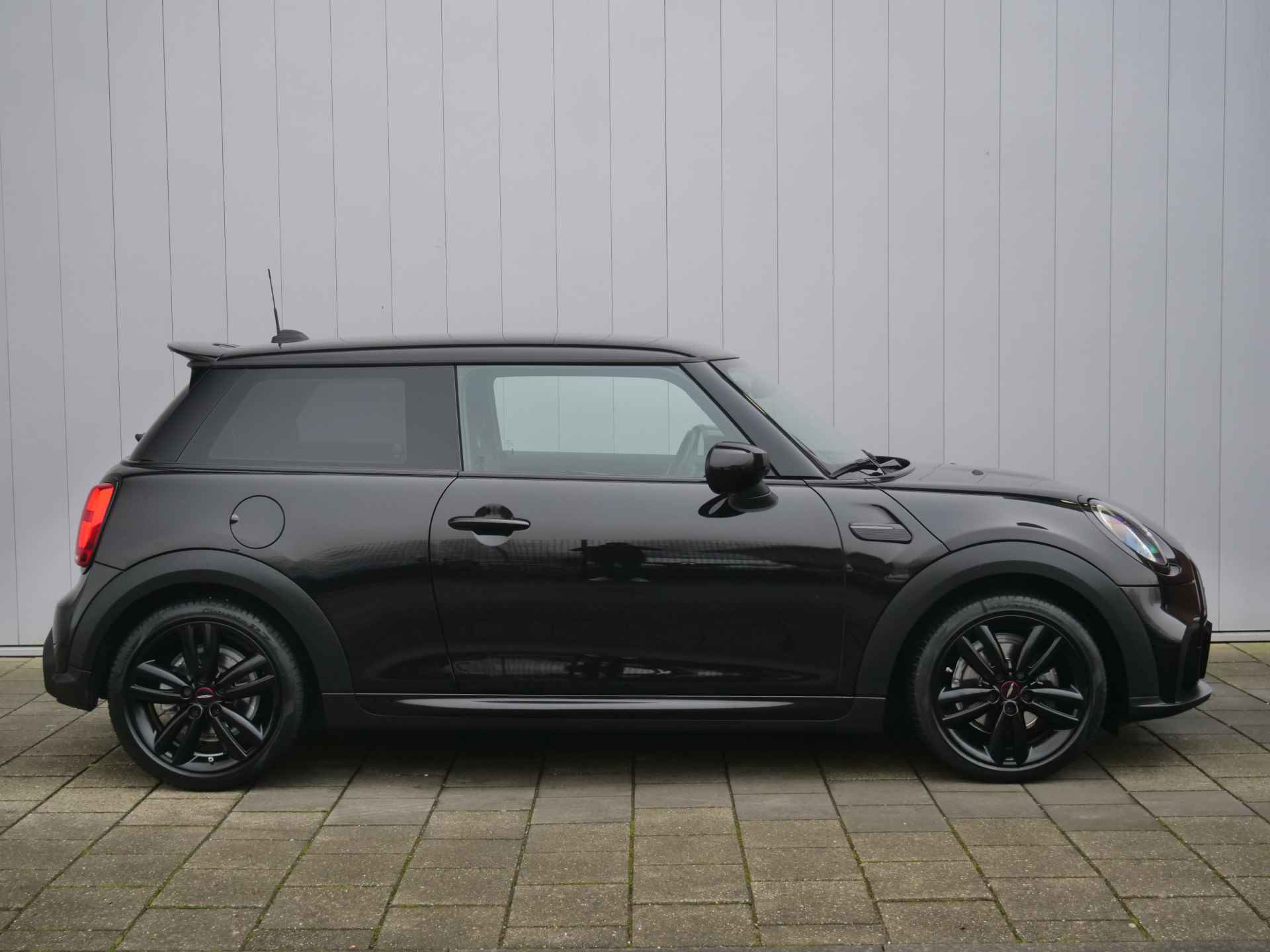 MINI Mini 1.5 Cooper 136pk John Cooper Works Automaat LED / Navigatie / Climate Control - 3/40