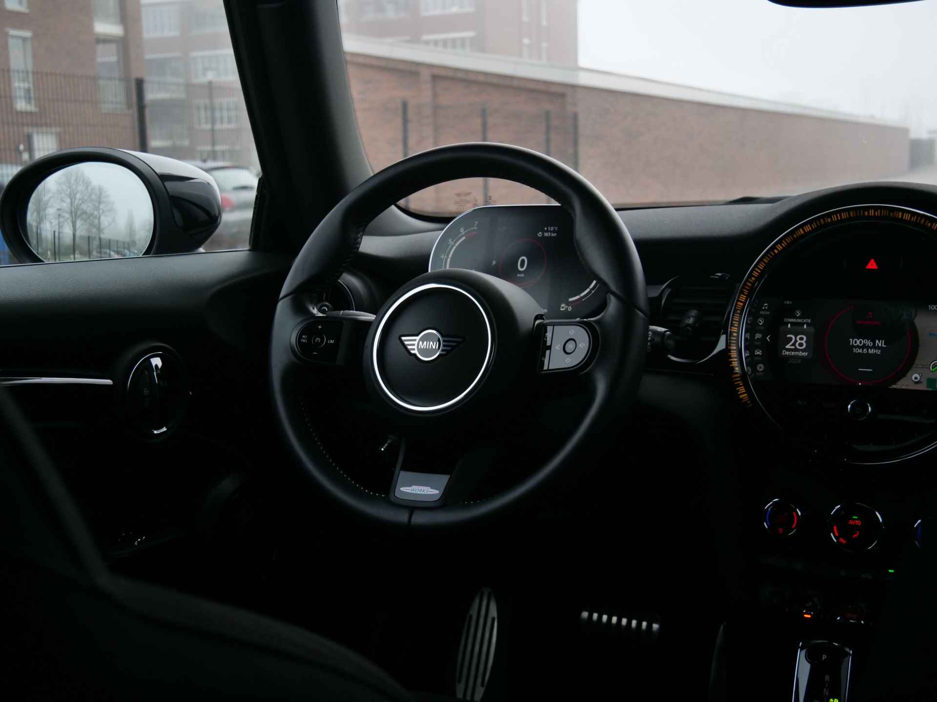 MINI Mini 1.5 Cooper 136pk John Cooper Works Automaat LED / Navigatie / Climate Control - 8/40