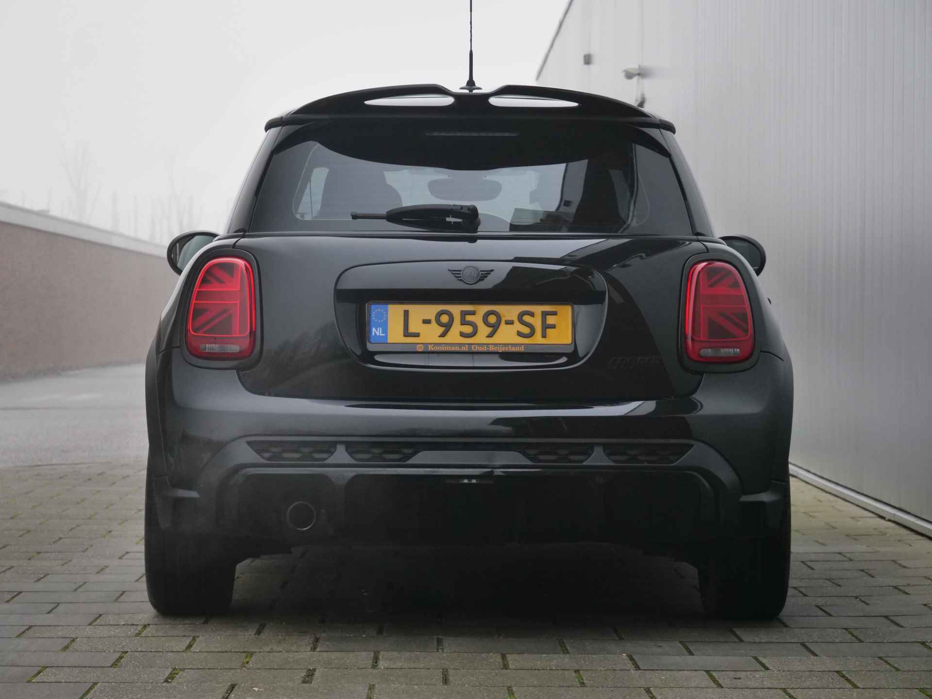 MINI Mini 1.5 Cooper 136pk John Cooper Works Automaat LED / Navigatie / Climate Control - 13/40