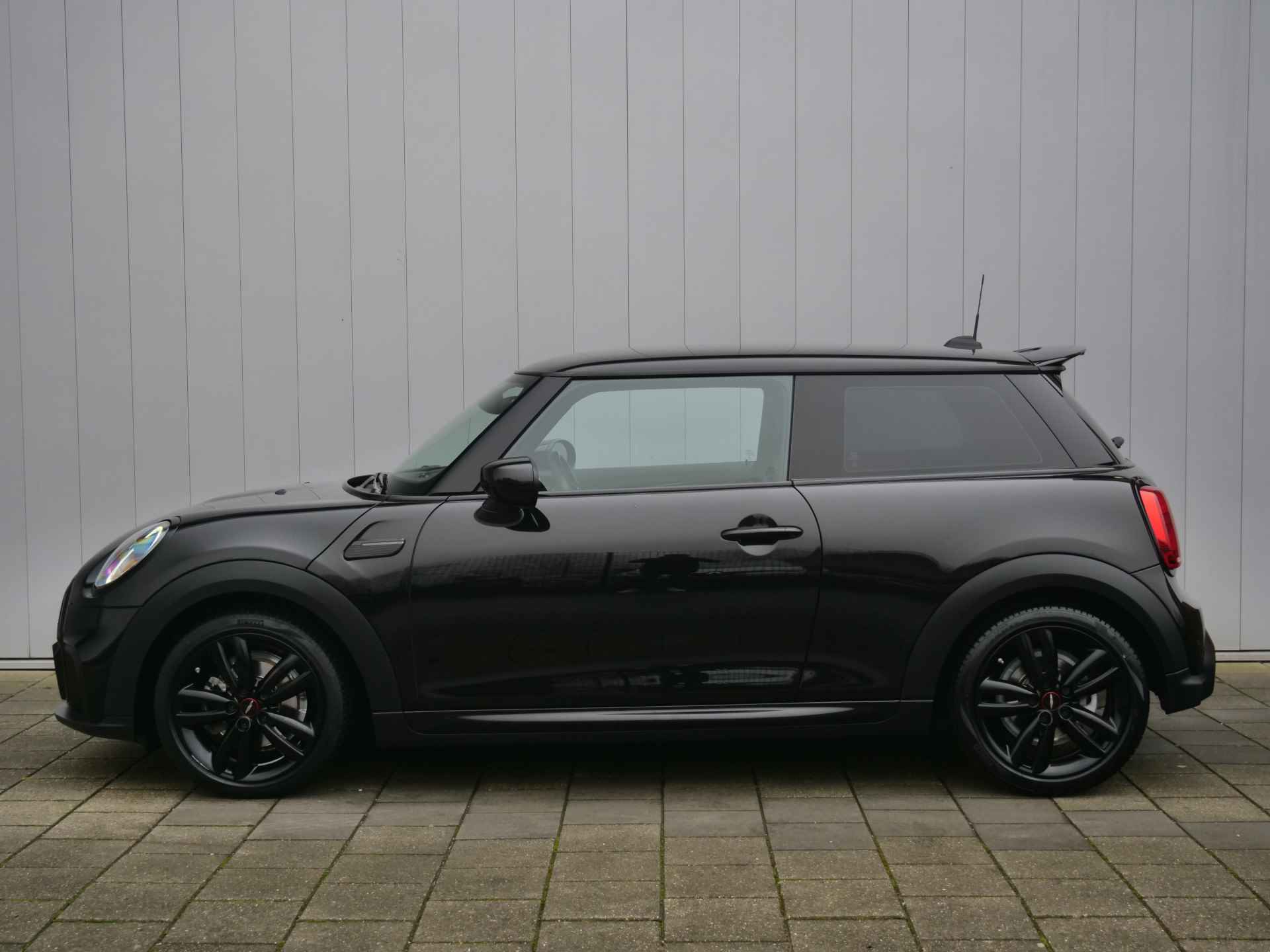 MINI Mini 1.5 Cooper 136pk John Cooper Works Automaat LED / Navigatie / Climate Control - 18/40