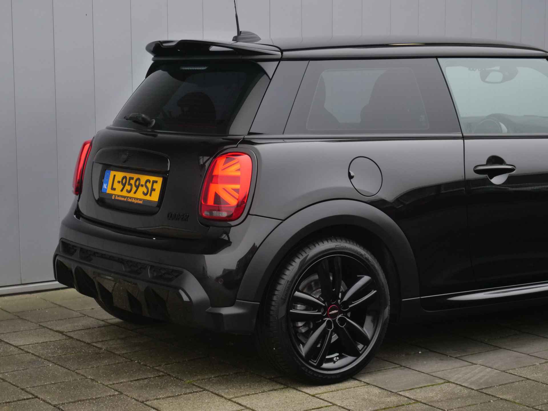 MINI Mini 1.5 Cooper 136pk John Cooper Works Automaat LED / Navigatie / Climate Control - 20/40