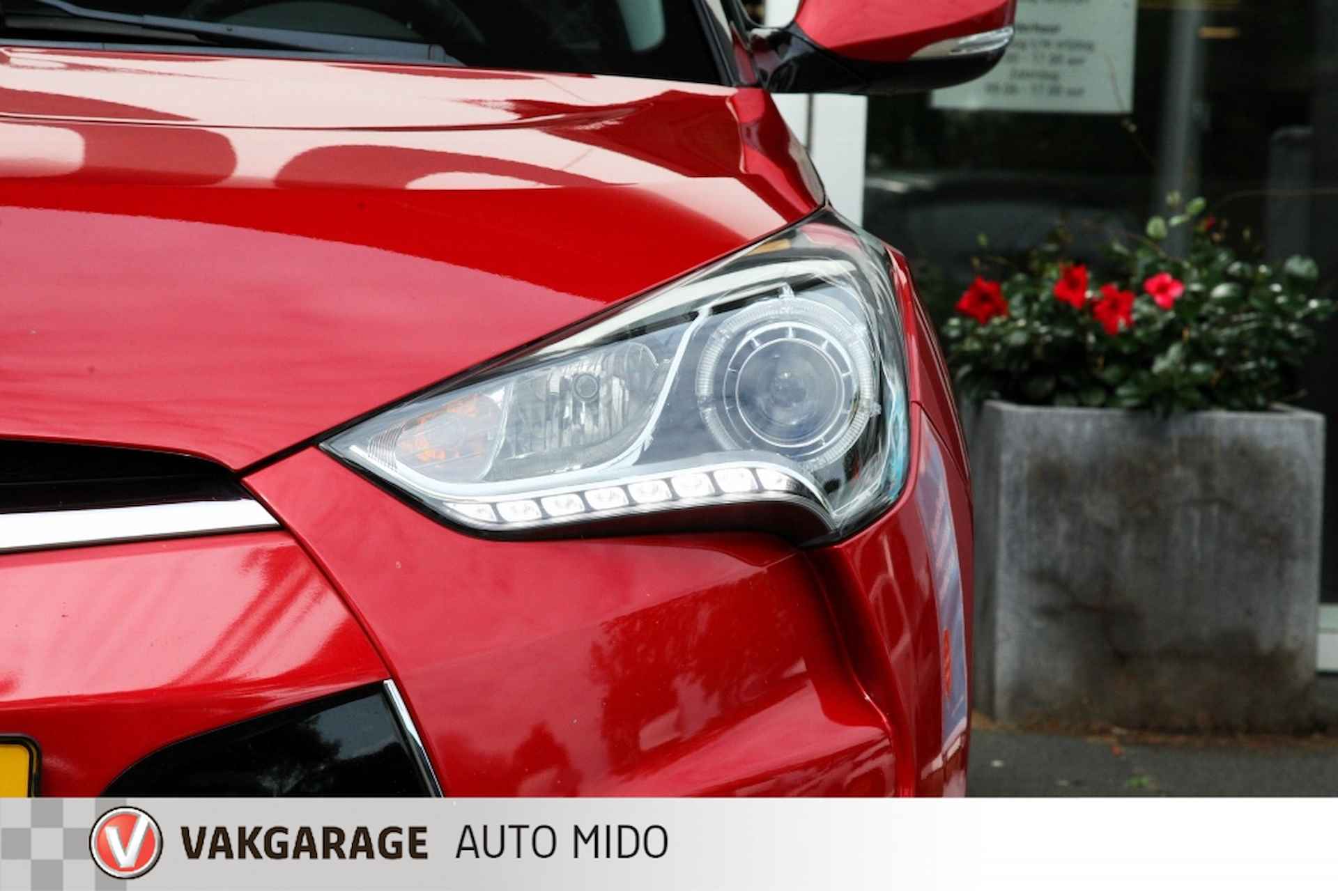 Hyundai Veloster 1.6 GDI i-Catcher - 32/59