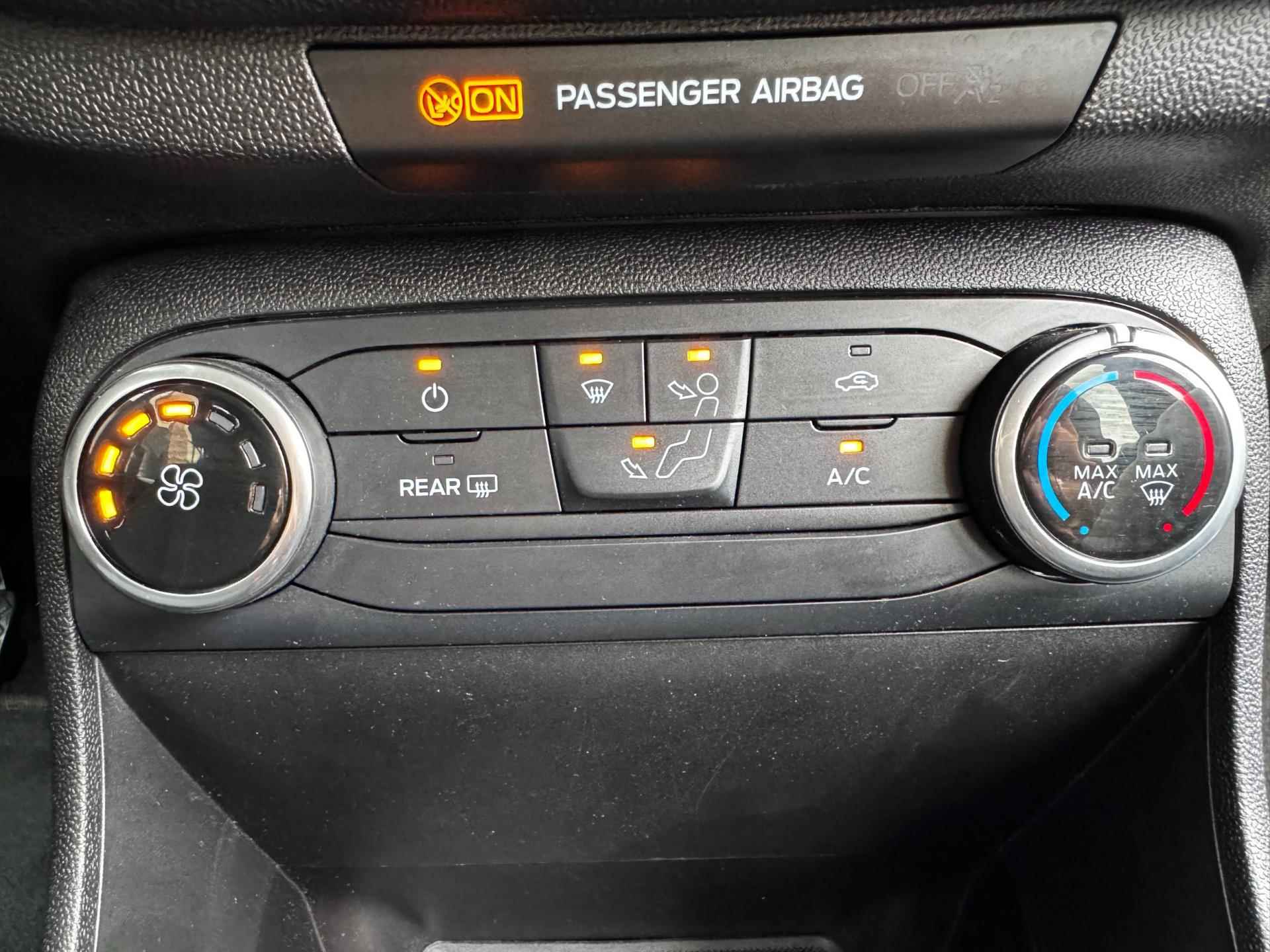 Ford Fiesta 1.1 Trend / Navigatie / Airco / DAB / Apple Carplay / NED-Fiesta / 1e Eigenaar - 23/44