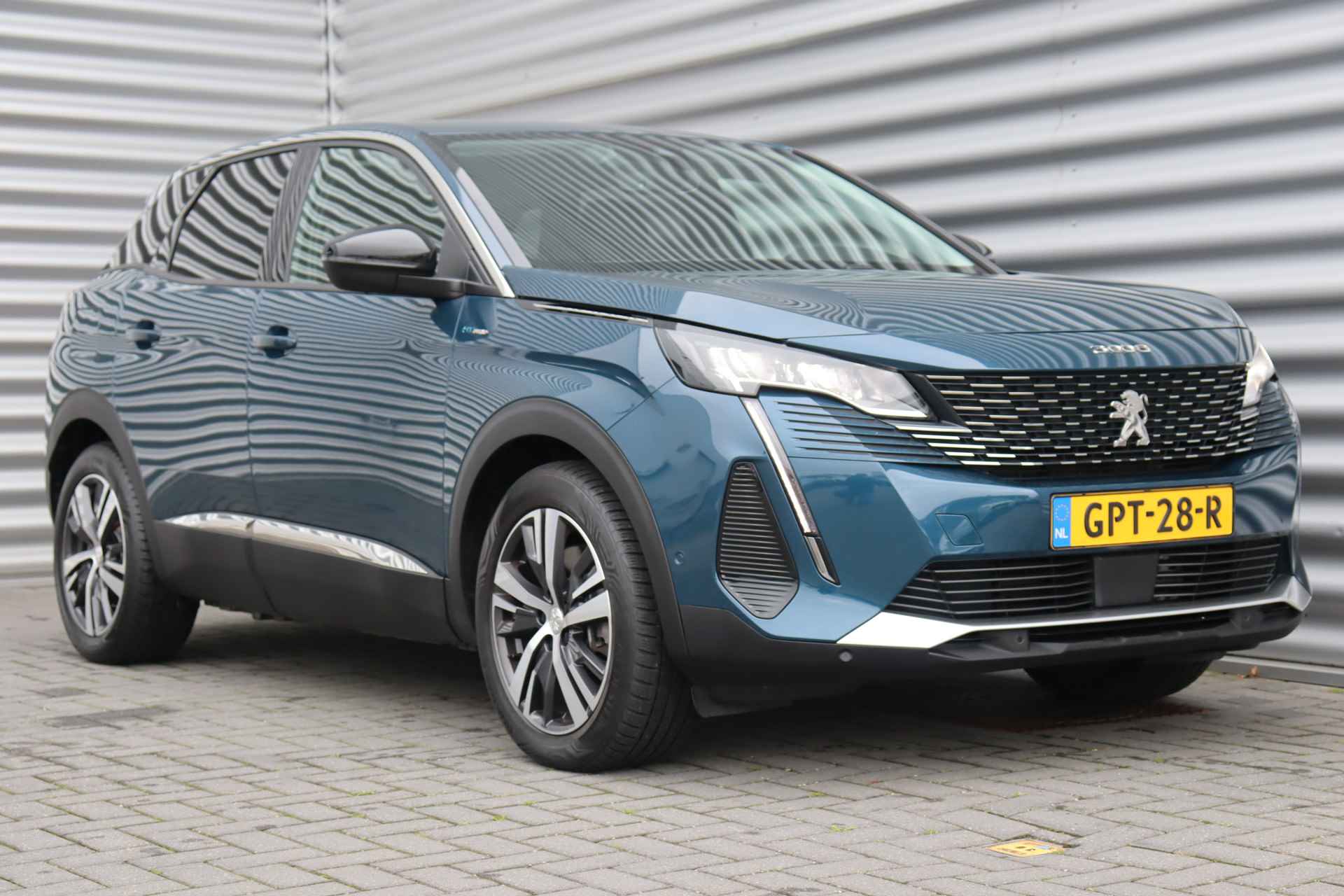 Peugeot 3008 1.6 HYBRID 225PK ALLURE PACK BUSINESS AUTOMAAT / NAVI / LEDER / CLIMA / LED / PDC / 18" LMV / CAMERA / KEYLESS / BLUETOOTH / CRU - 4/39