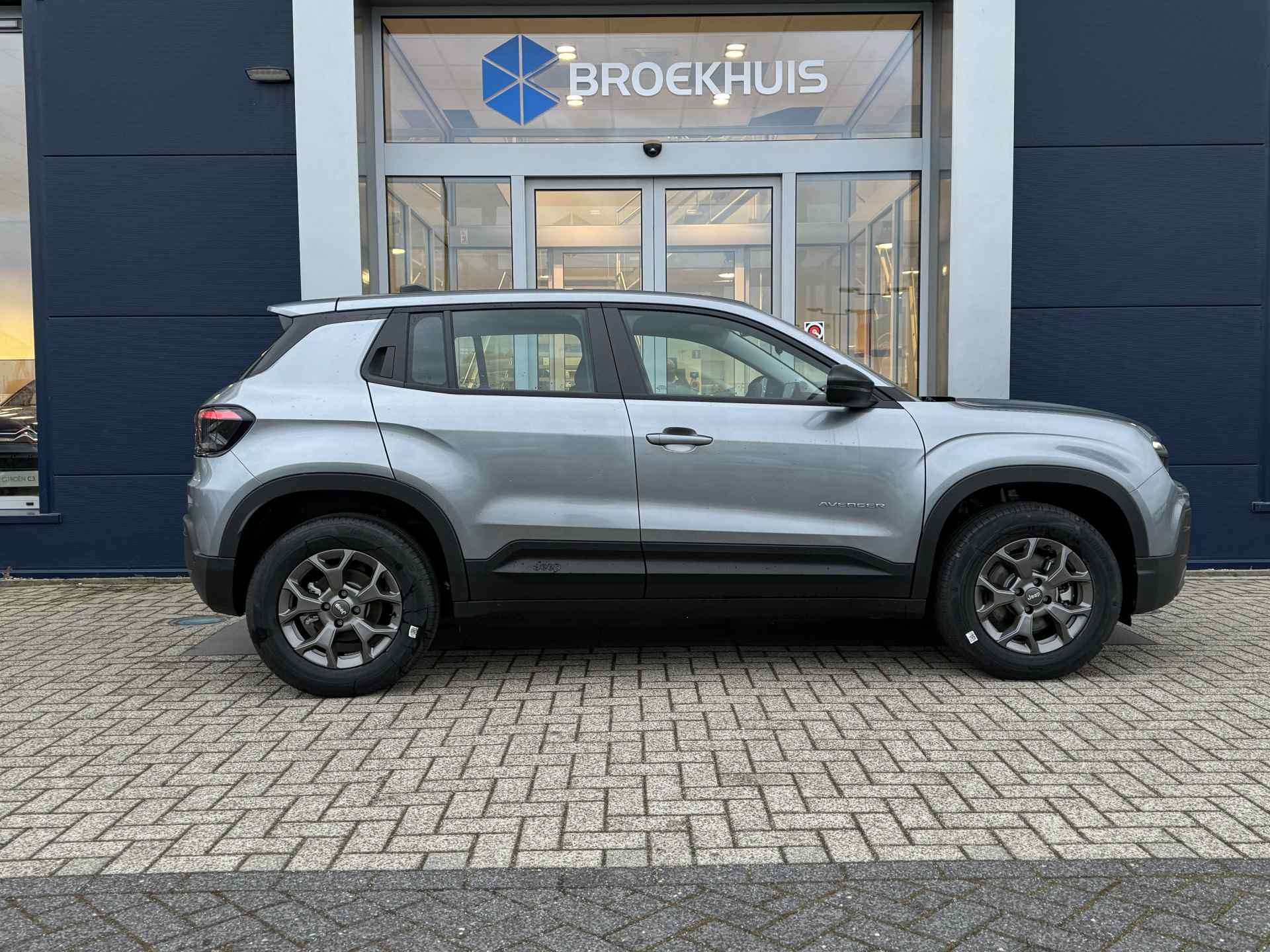 Jeep Avenger Longitude Business Pack 54kWh | €2.000,- SEPP | Cruise Control | Sensoren Achter | Carplay | Navi | - 12/35