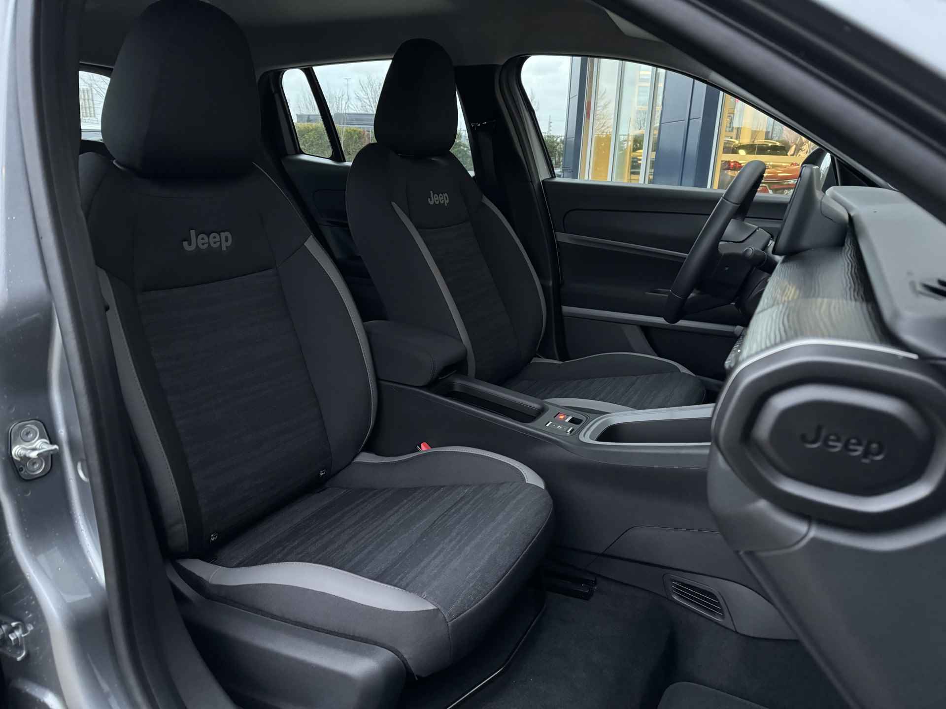 Jeep Avenger Longitude Business Pack 54kWh | €2.000,- SEPP | Cruise Control | Sensoren Achter | Carplay | Navi | - 20/35