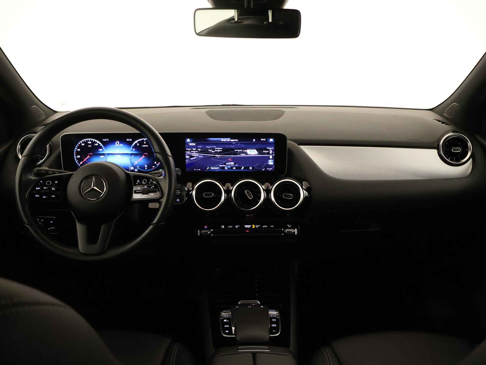 Mercedes-Benz B-Klasse 180 Launch Edition | Trekhaak | Apple Carplay | Parkeerpakket met Camera | LED Verlichting | Inclusief 24 maanden MB Certified garantie voor Europa. - 6/44