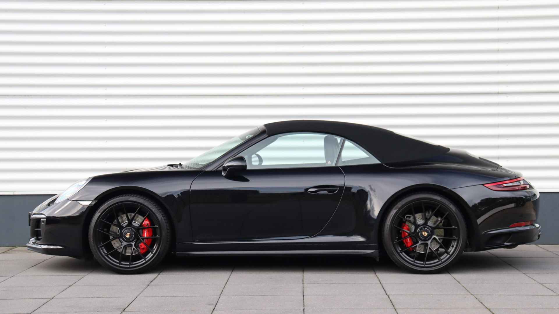 Porsche 911 Cabrio 3.0 Carrera 4 GTS | BOSE Sound | Sportuitlaat | GTS Interieurpakket | Stuurwielverwarming - 35/36