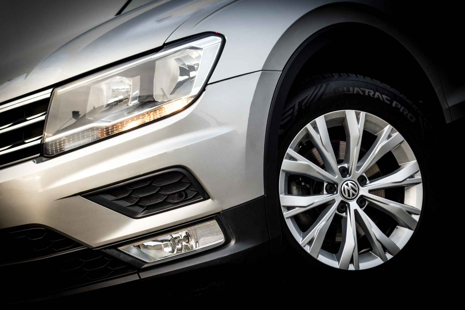 Volkswagen Tiguan 1.4 150 PK TSI 4Motion Comfortline Rijklaar Trekhaak | Clima | Navigatie | PDC V/A | Stoel Verw | - 9/41