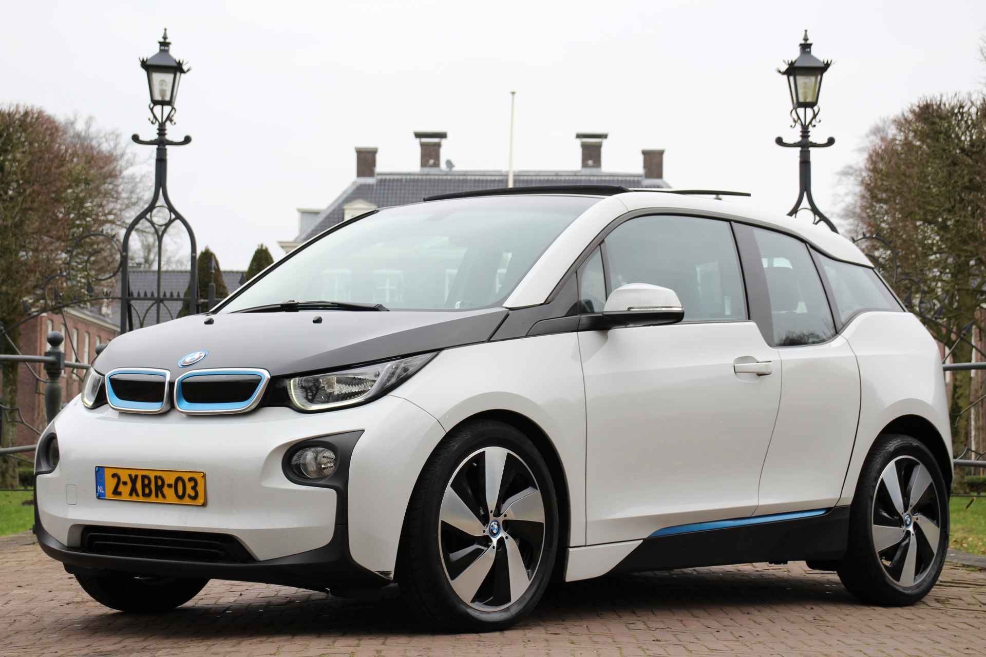 BMW i3 Range Extender PANODAK | CLIMA | STOELVERWARMING | CRUISE | LM. VELGEN | PARK SENS ACHTER