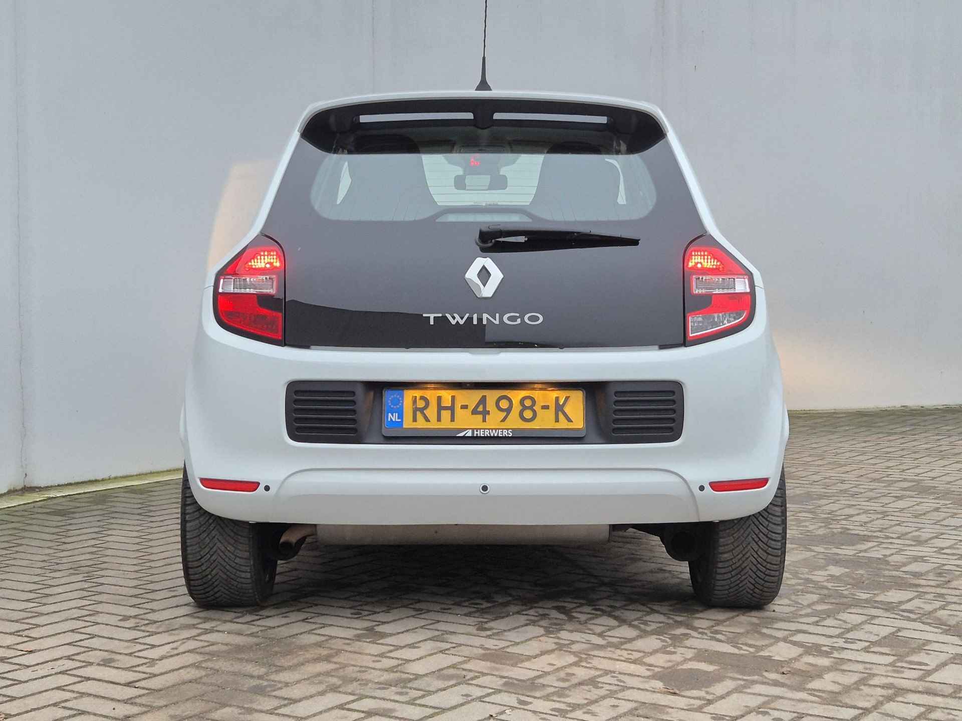 Renault Twingo 1.0 SCe Intens Automaat / 16" Lmv met All season banden / Navigatie / Achterruitrijcamera / - 28/43