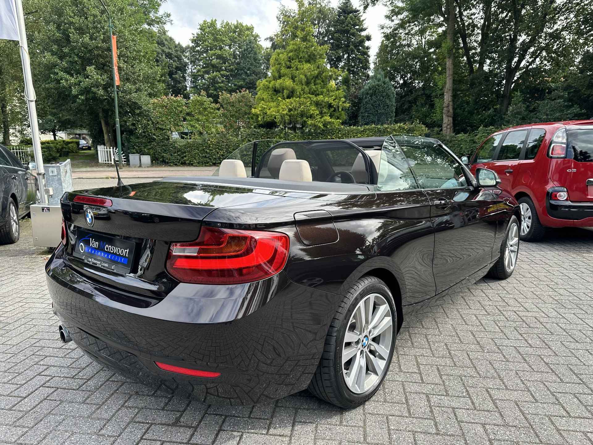 BMW 2-serie Cabrio 230i Automaat 252PK Executive 17dKM!|Navi|Keyless|Leder|Xenon - 5/35