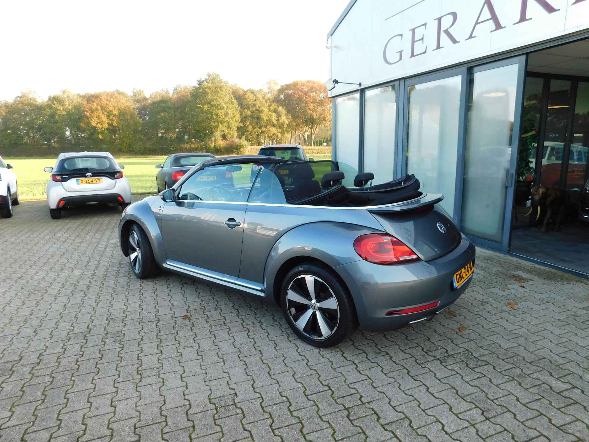 Volkswagen Beetle Cabriolet 1.2 TSI Exclusive Sound uitv. Apple carplay, Xenon, - 9/27