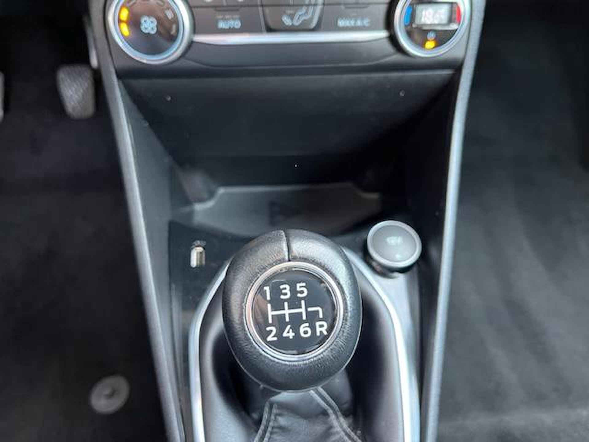 Ford Fiesta 1.0 EcoBoost Titanium - 14/18