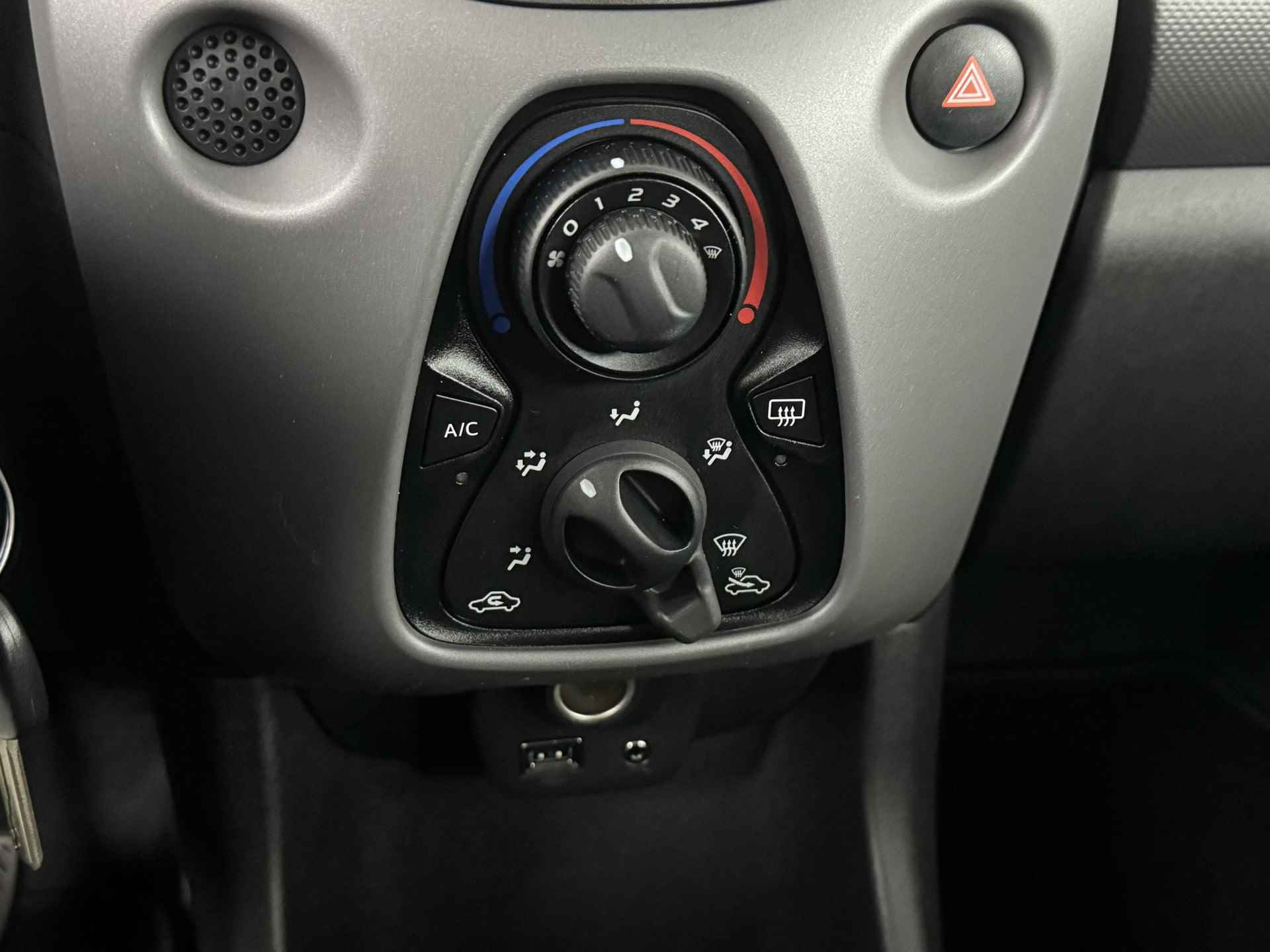 Peugeot 108 1.0 e-VTi Blue Lease  | Airco | Bluetooth | - 12/34