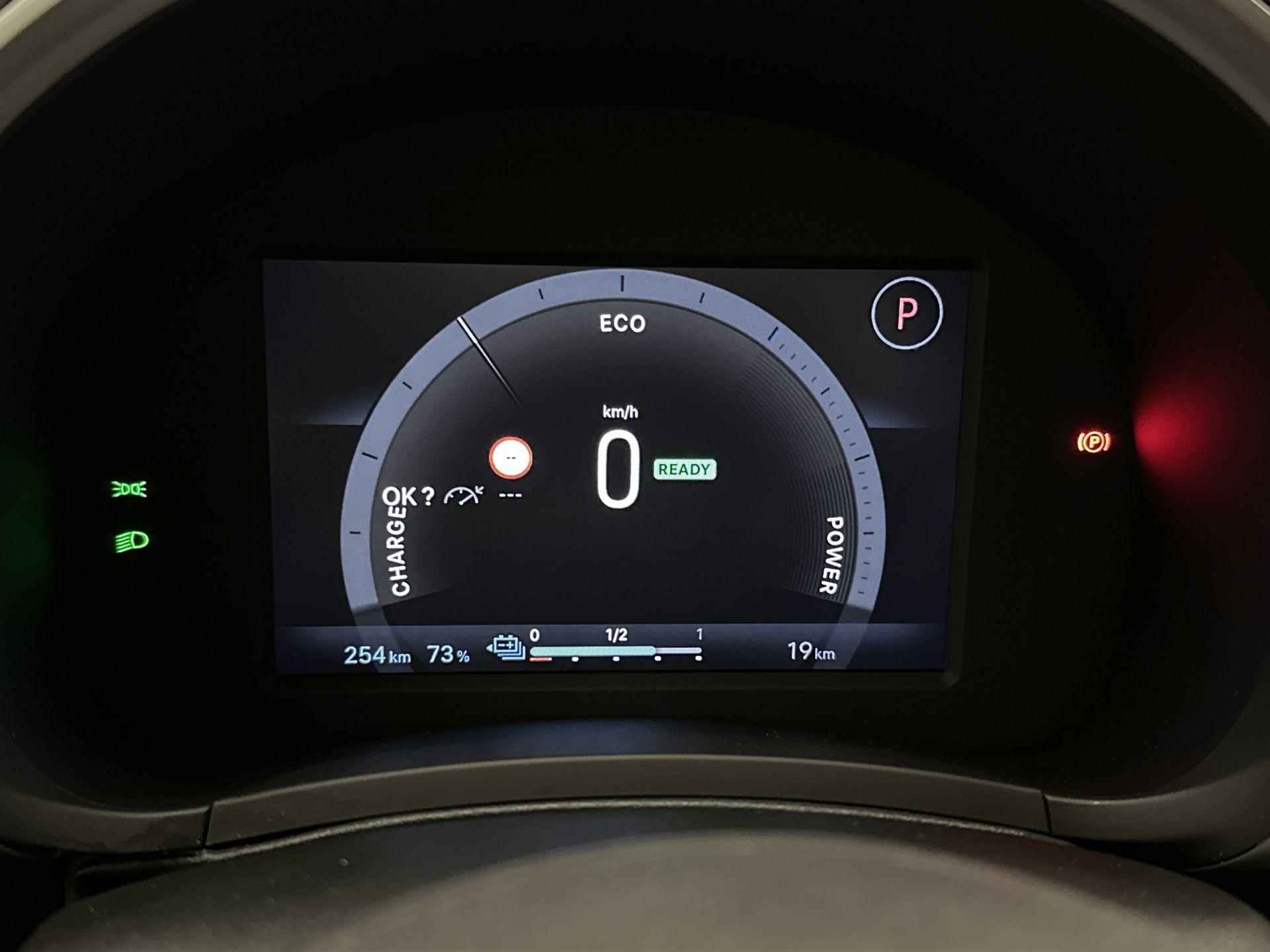 Fiat 600e EV RED 54 kWh 156 pk | Navigatie via Apple Carplay/Android Auto | Parkeersensoren Achter | LED Koplampen | Volledig Digitaal Instrumentenpaneel | Keyless Start | DAB Ontvanger | Climate Control | Cruise Control | - 20/34